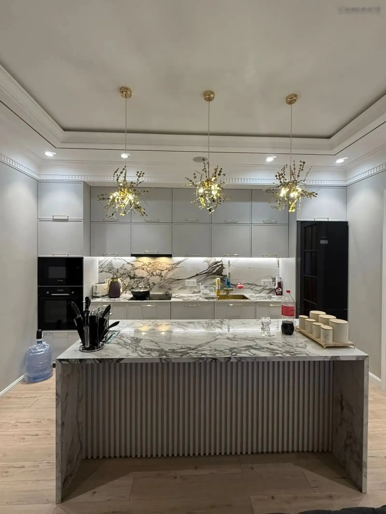 4-к квартира, 13 этаж, 160 м², овир