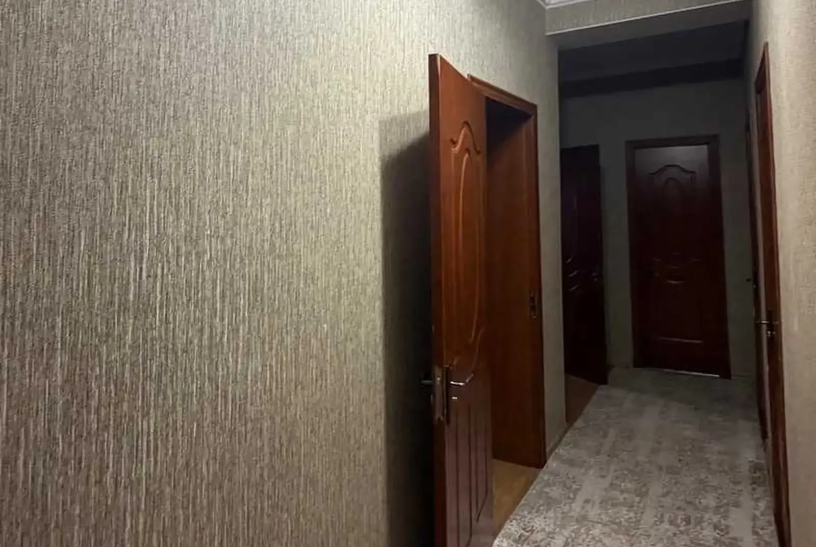 3-комн. квартира, 10 этаж, 135м², Сомони