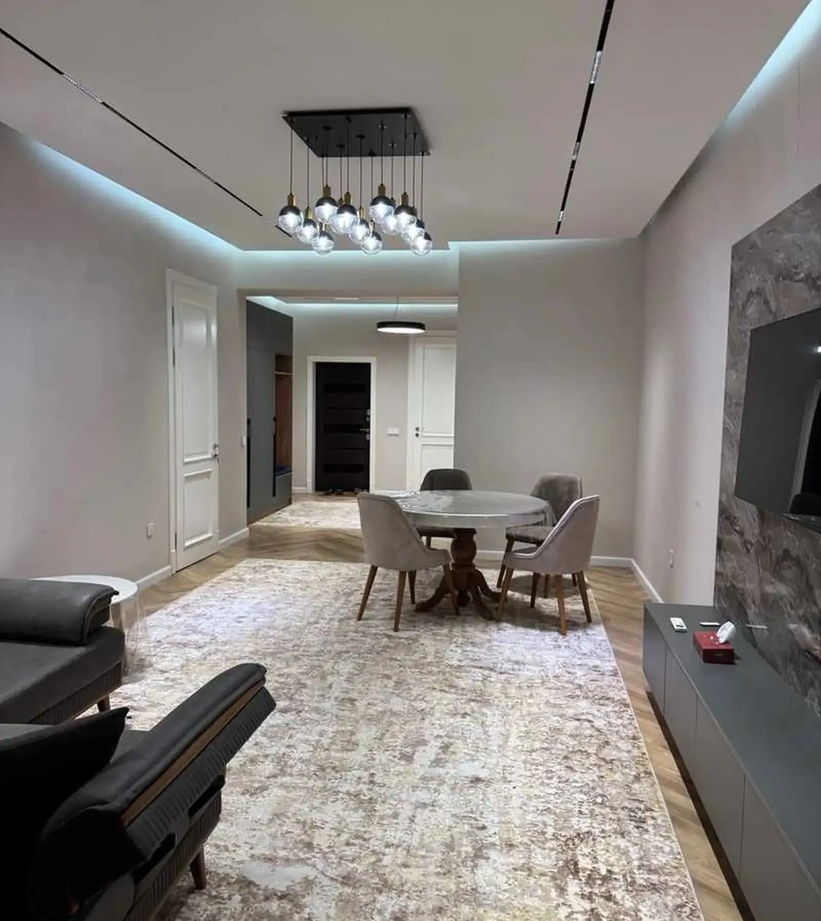 1-комн. квартира, 5 этаж, 81 м², Шохмансур