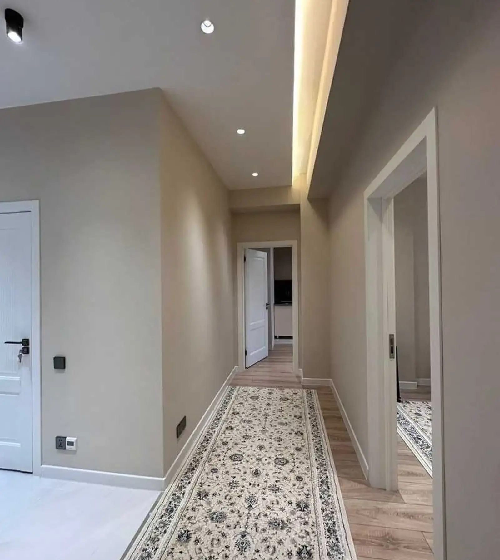 2-комн. квартира, 17 этаж, 102м², шоҳмансур