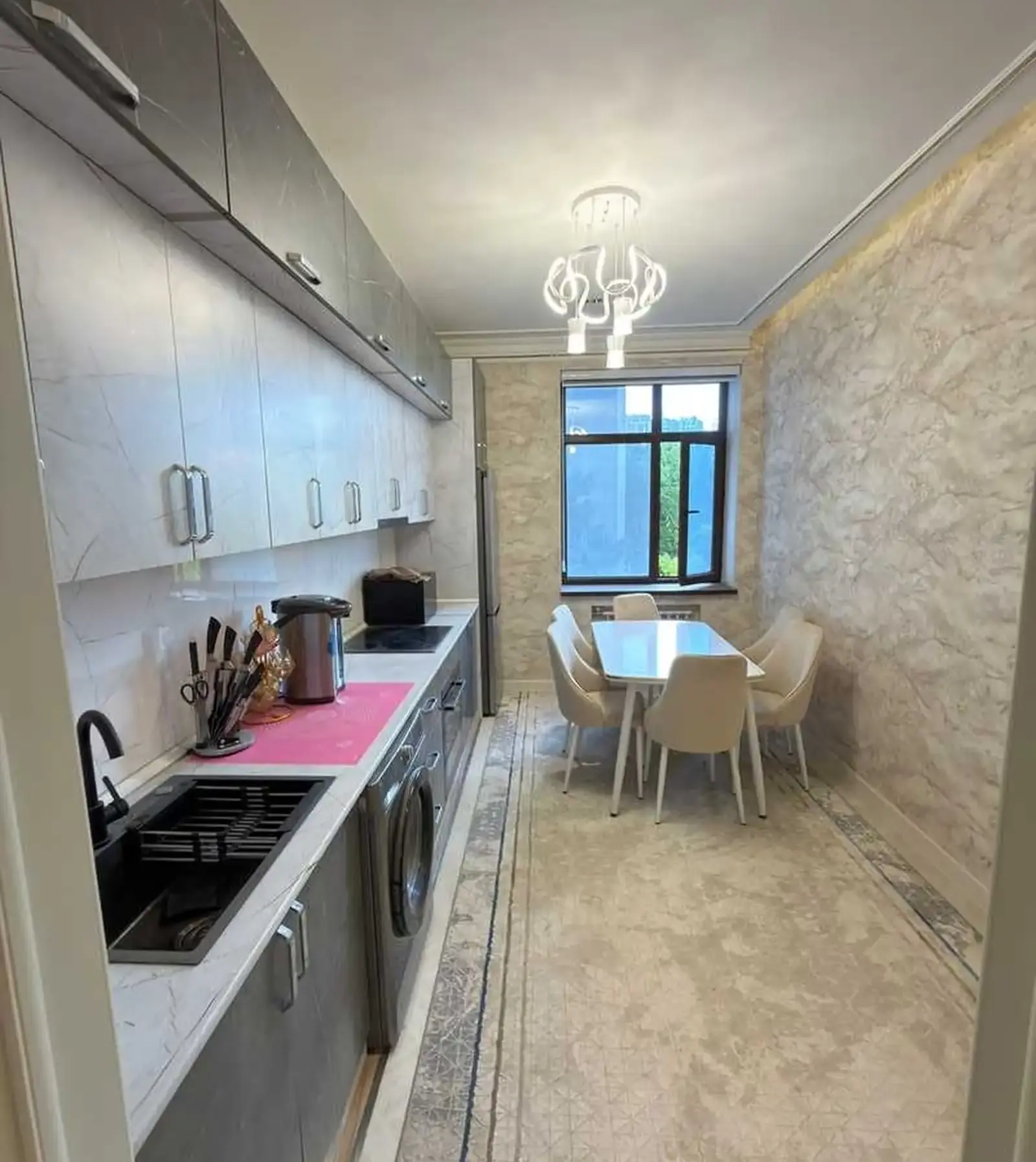 3-комн. квартира, 4 этаж, 80м², улица Шириншох Шотемура 75/2