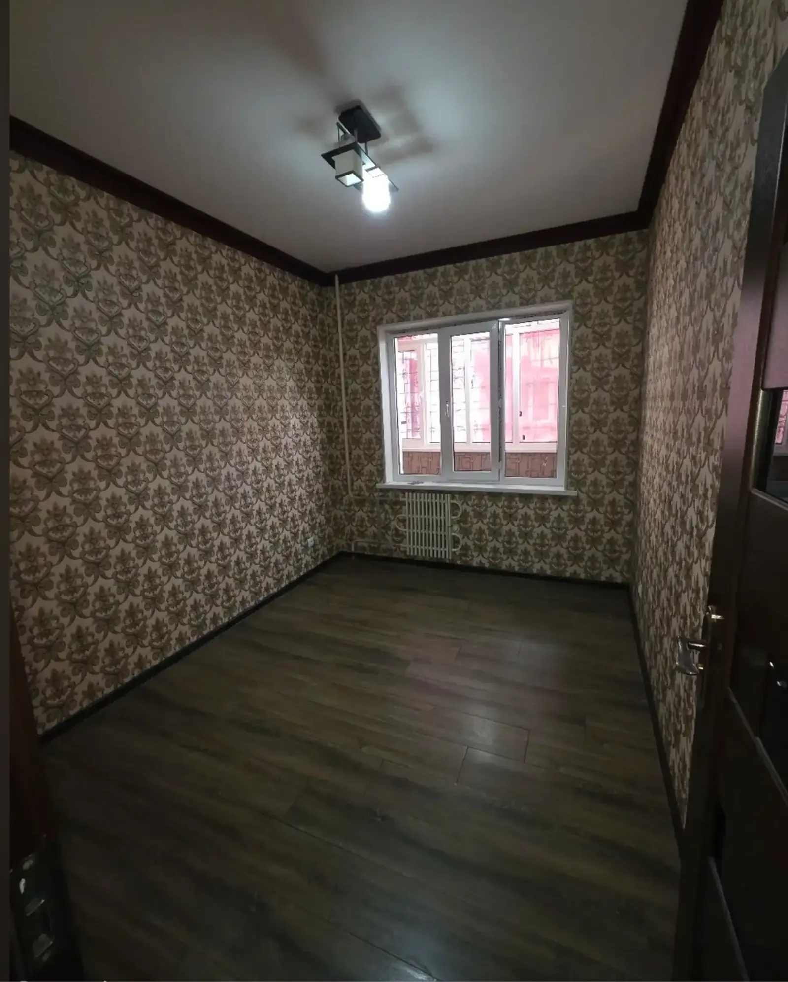 4-комн. квартира, 1 этаж, 104м², сино