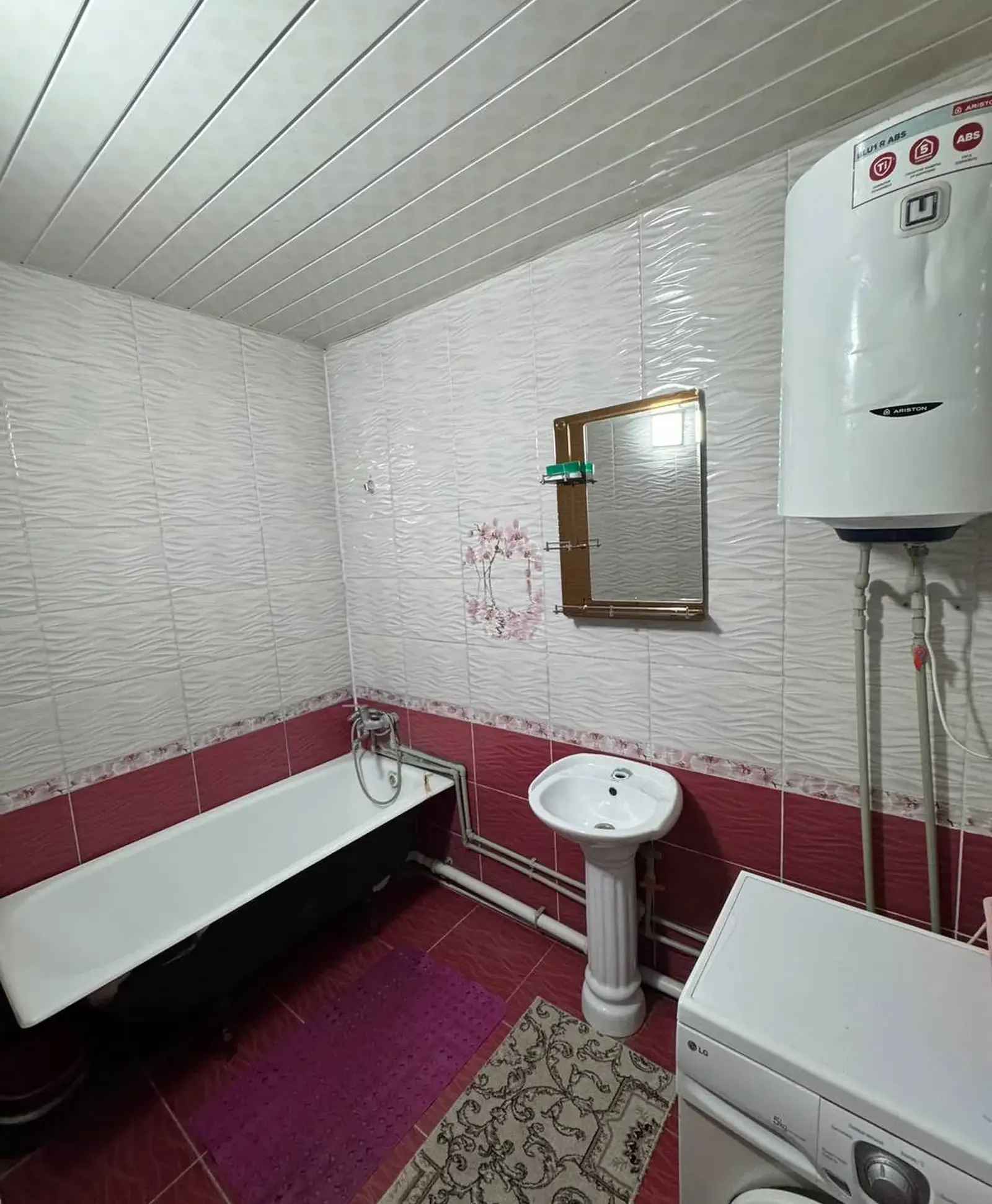 3-комн. квартира, 5 этаж, 101 м², Фирдавси 65мкр