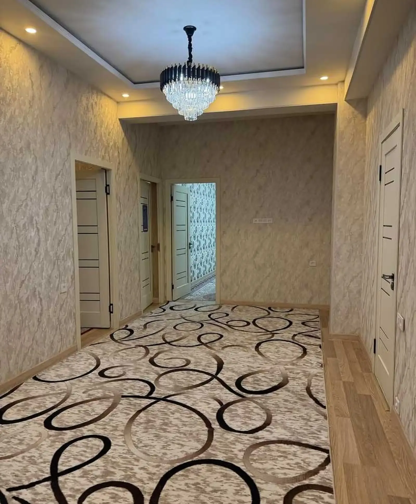 2-комн. квартира, 7 этаж, 97м², 112 мкр.Дом Пайкар