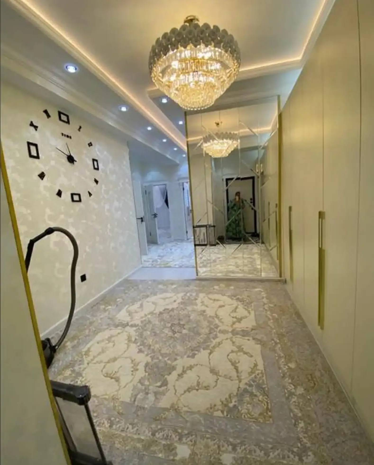 2-комн. квартира, 18 этаж, 95м², Сино