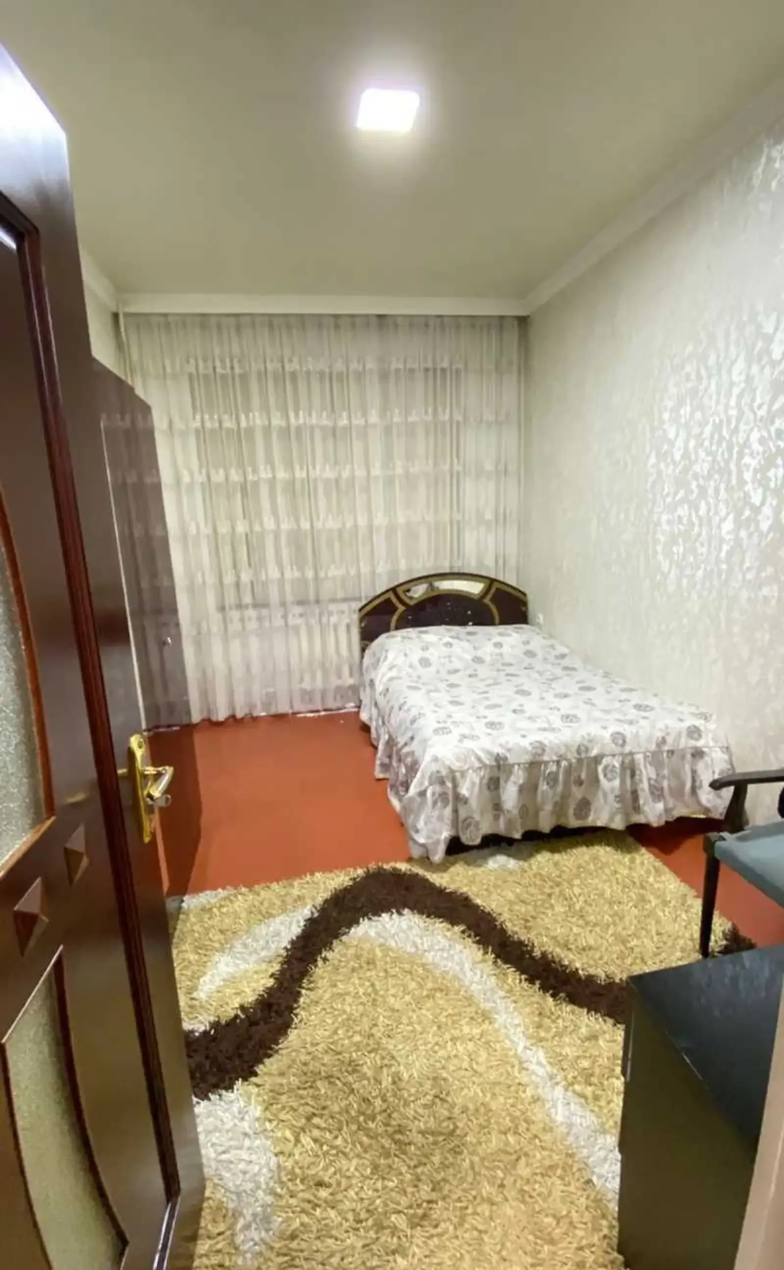 3-комн. квартира, 1 этаж, 75м², Шохмансур