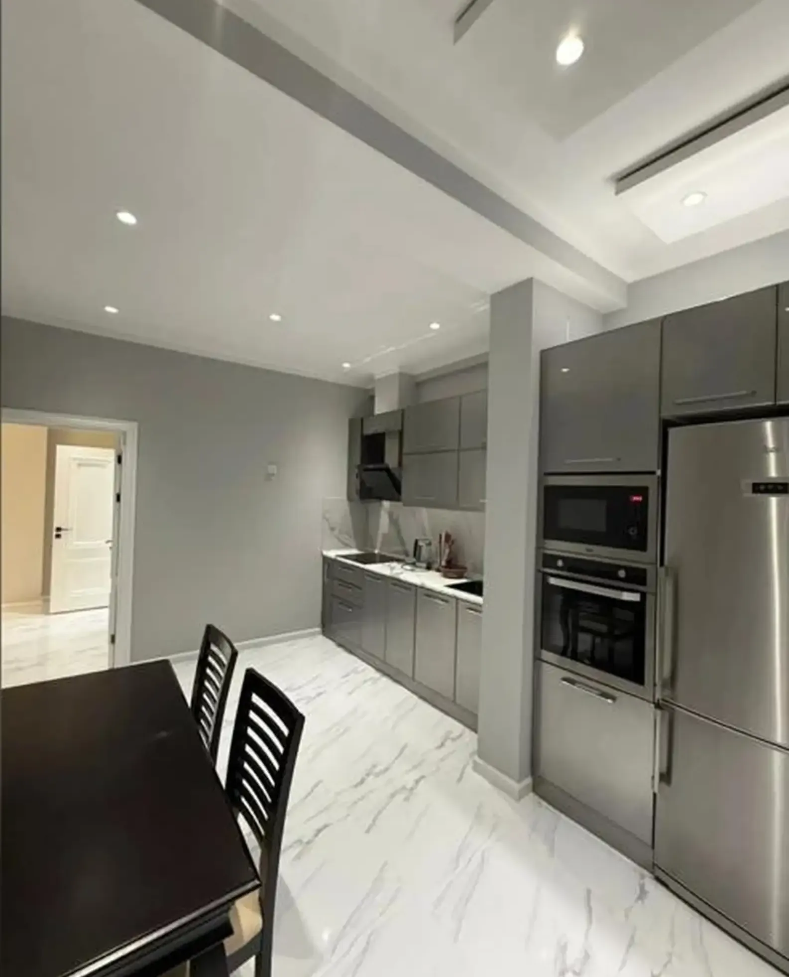 1-комн. квартира, 8 этаж, 61 м², Фирдавси