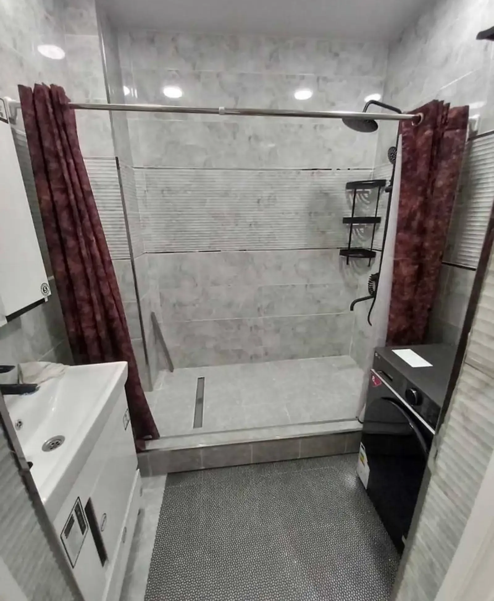 2-комн. квартира, 11 этаж, 70м², Сомони