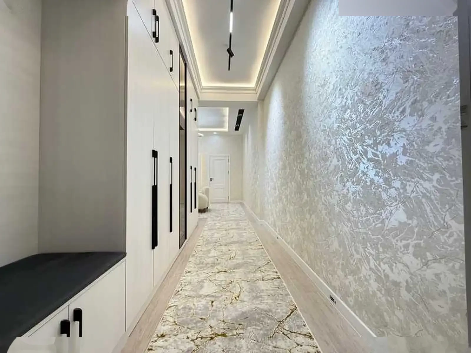 2-комн. квартира, 10 этаж, 58 м², 12 мкр — фото 6