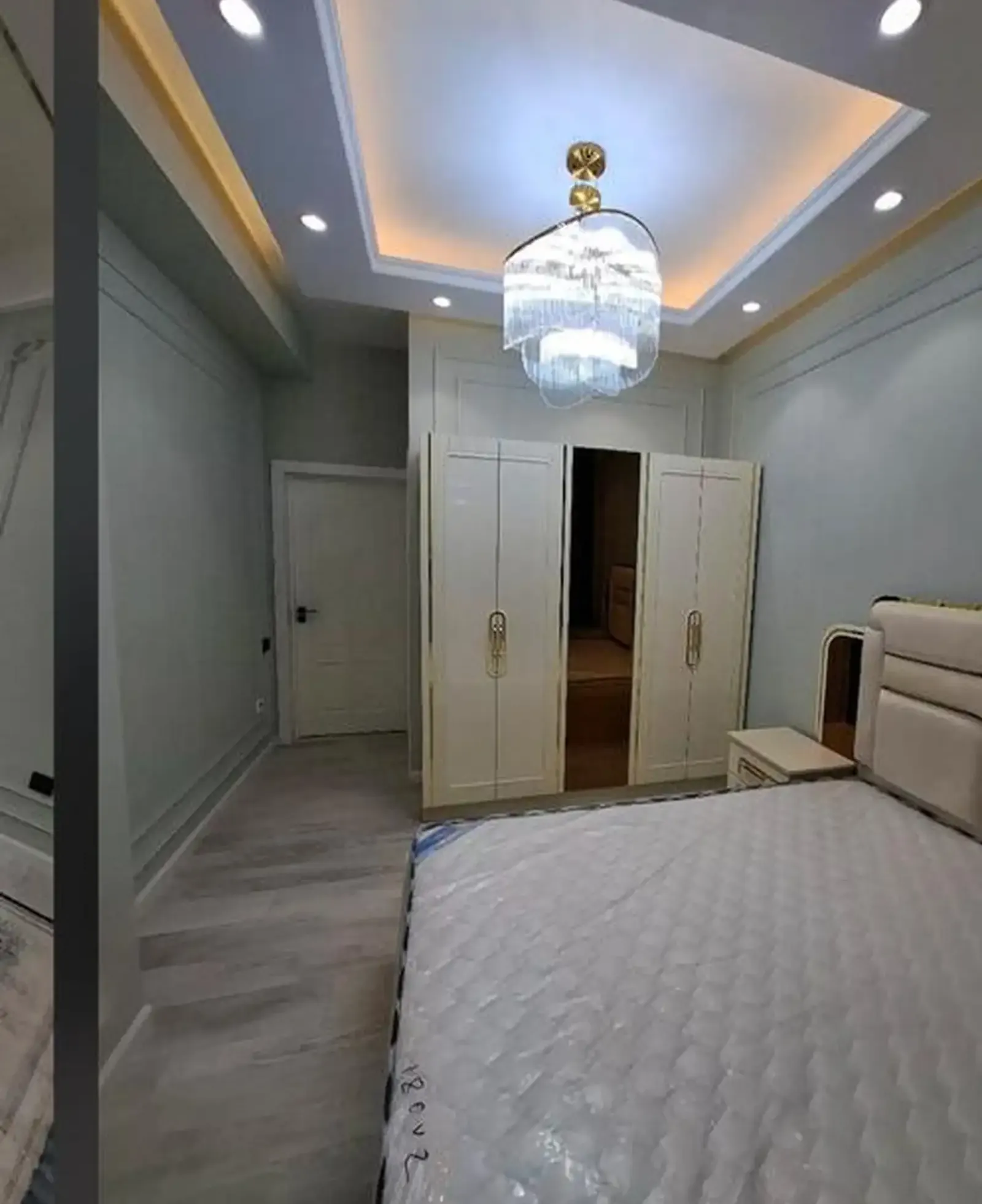 3-комн. квартира, 5 этаж, 100м², Сомони