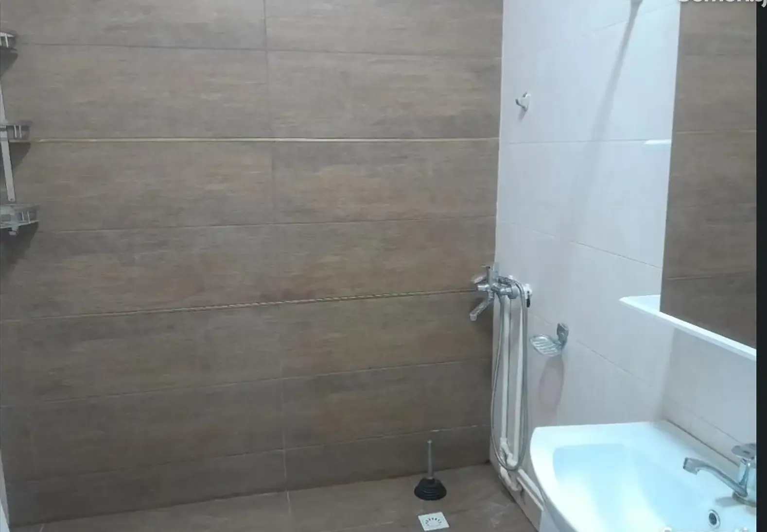 2-комн. квартира, 11 этаж, 74м², Шохмансур гранд отел овир