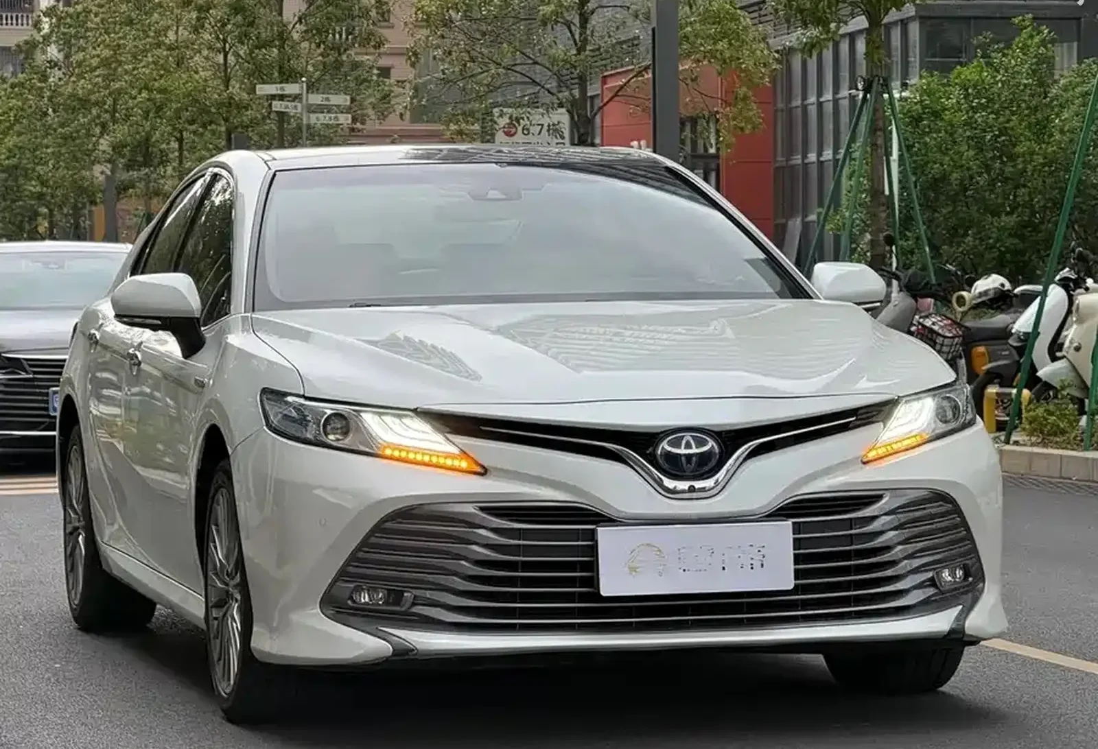 Toyota Camry, 2019 — фото 10