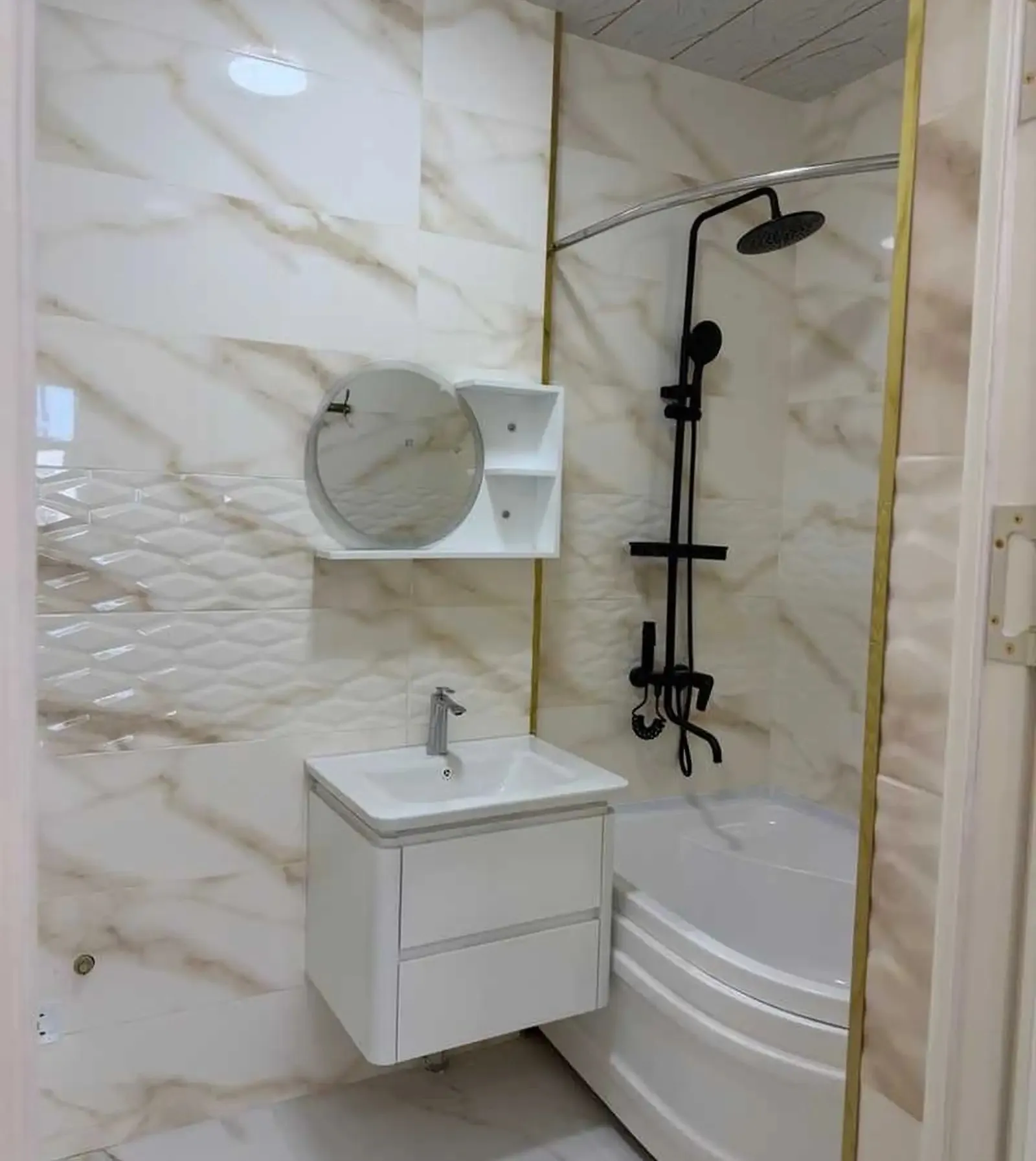 3-комн. квартира, 6 этаж, 98м², Шохмансур