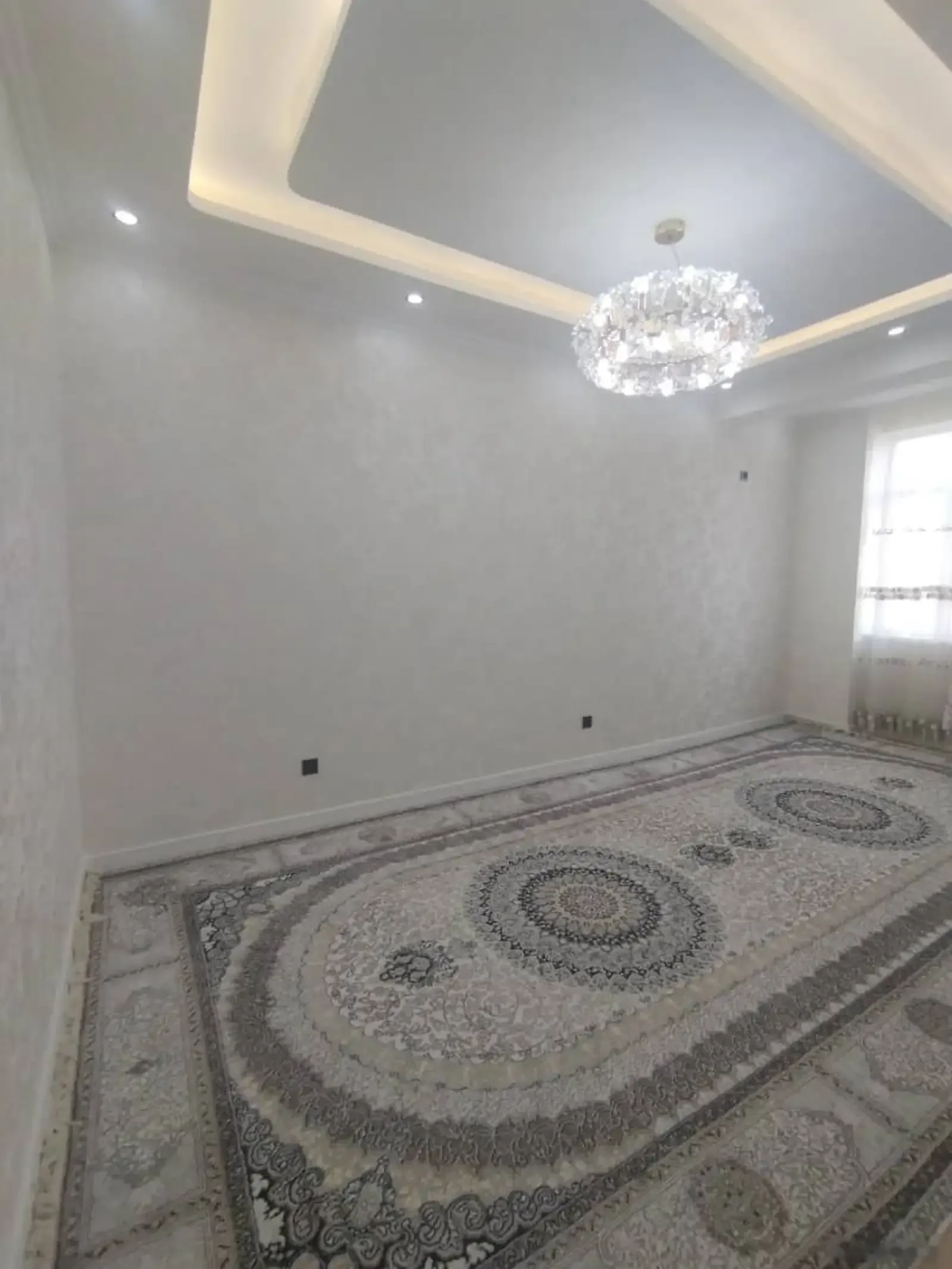 3-к квартира, 6 этаж, 80 м², И.Сомони