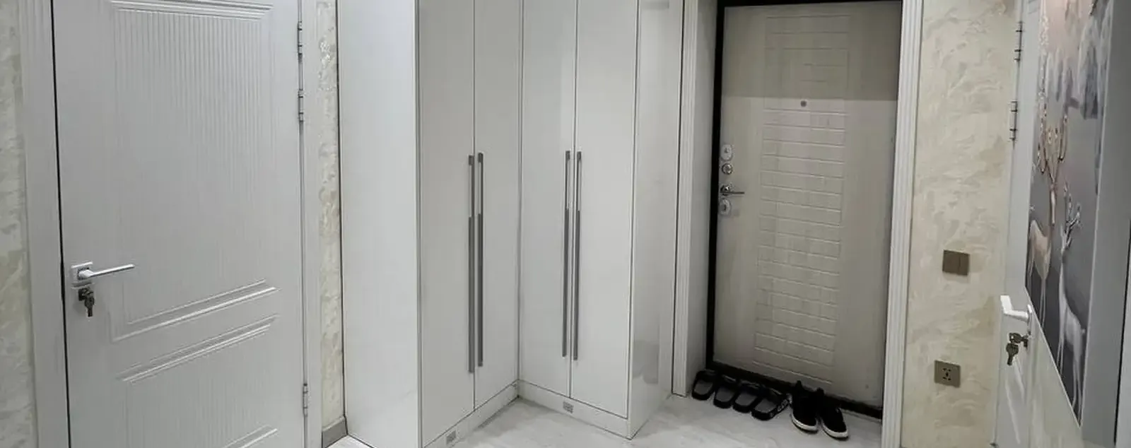3-комн. квартира, 1 этаж, 82 м²,  33мкр