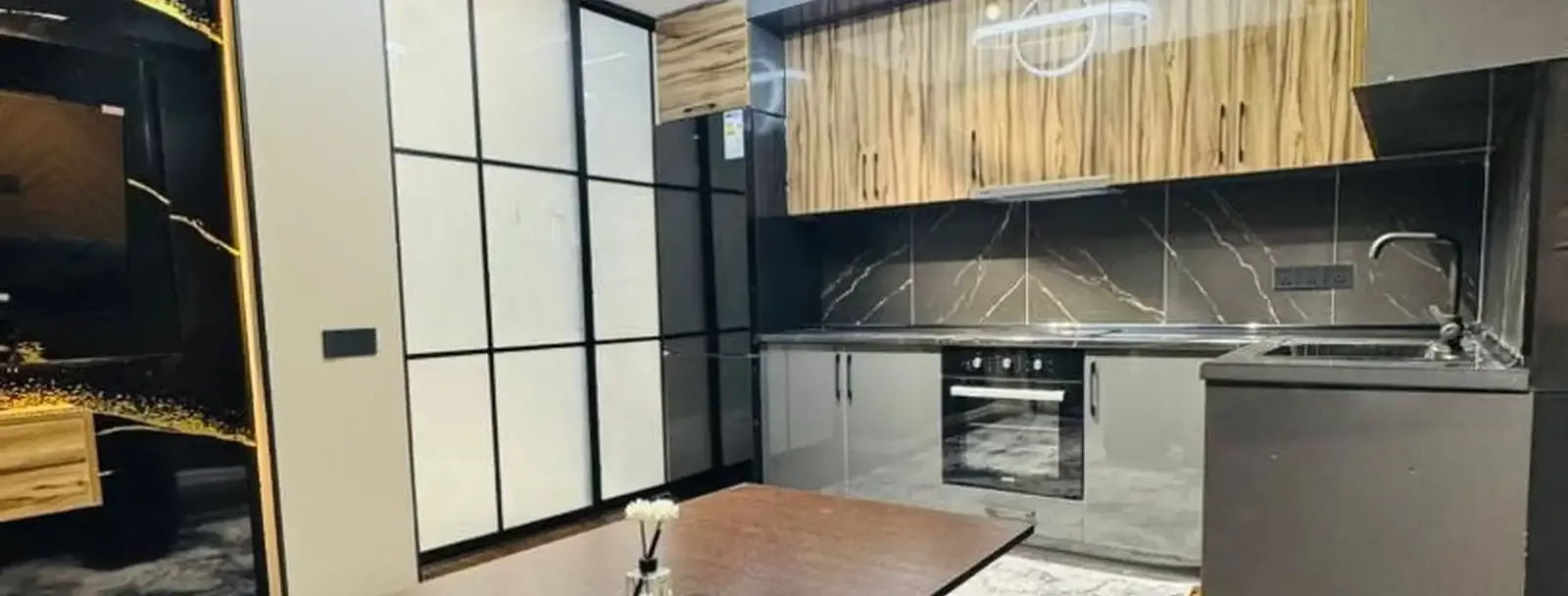 3-комн. квартира, 10 этаж, 92 м², Шохмансур Алфемо Домпечат