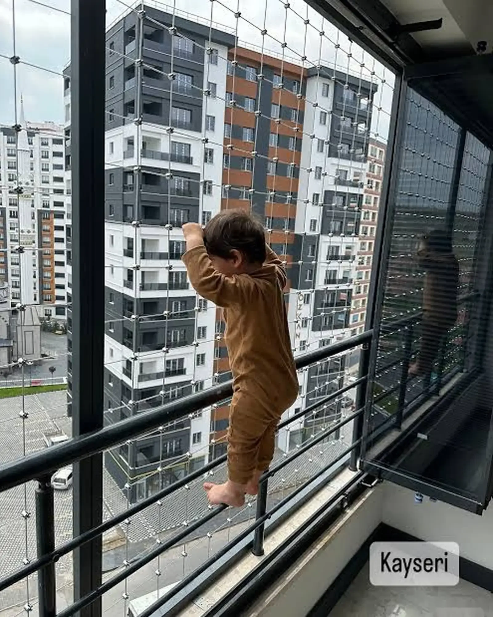 Установка решётки Вин-Блок на Окна — фото 4
