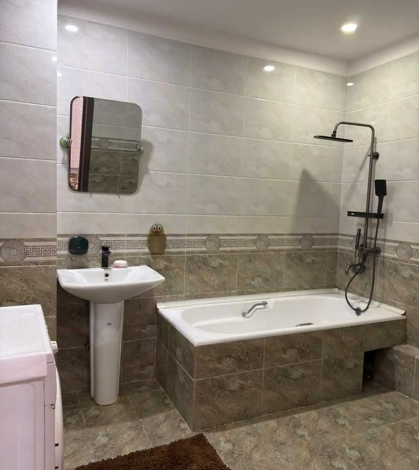 3-комн. квартира, 4 этаж, 120м², Хусейнзода 33/2