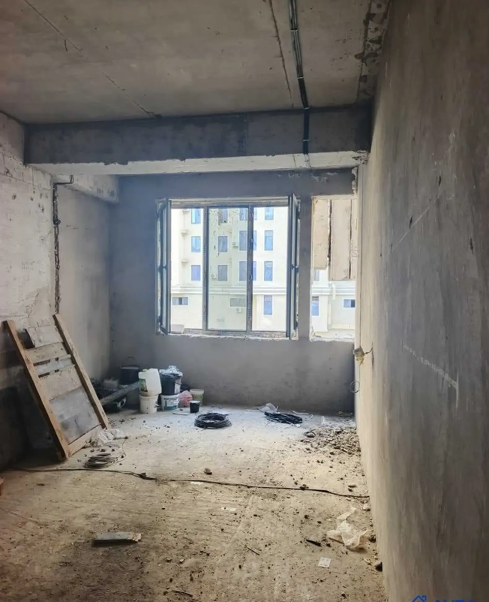 3-комн. квартира, 2 этаж, 58 м², Сино