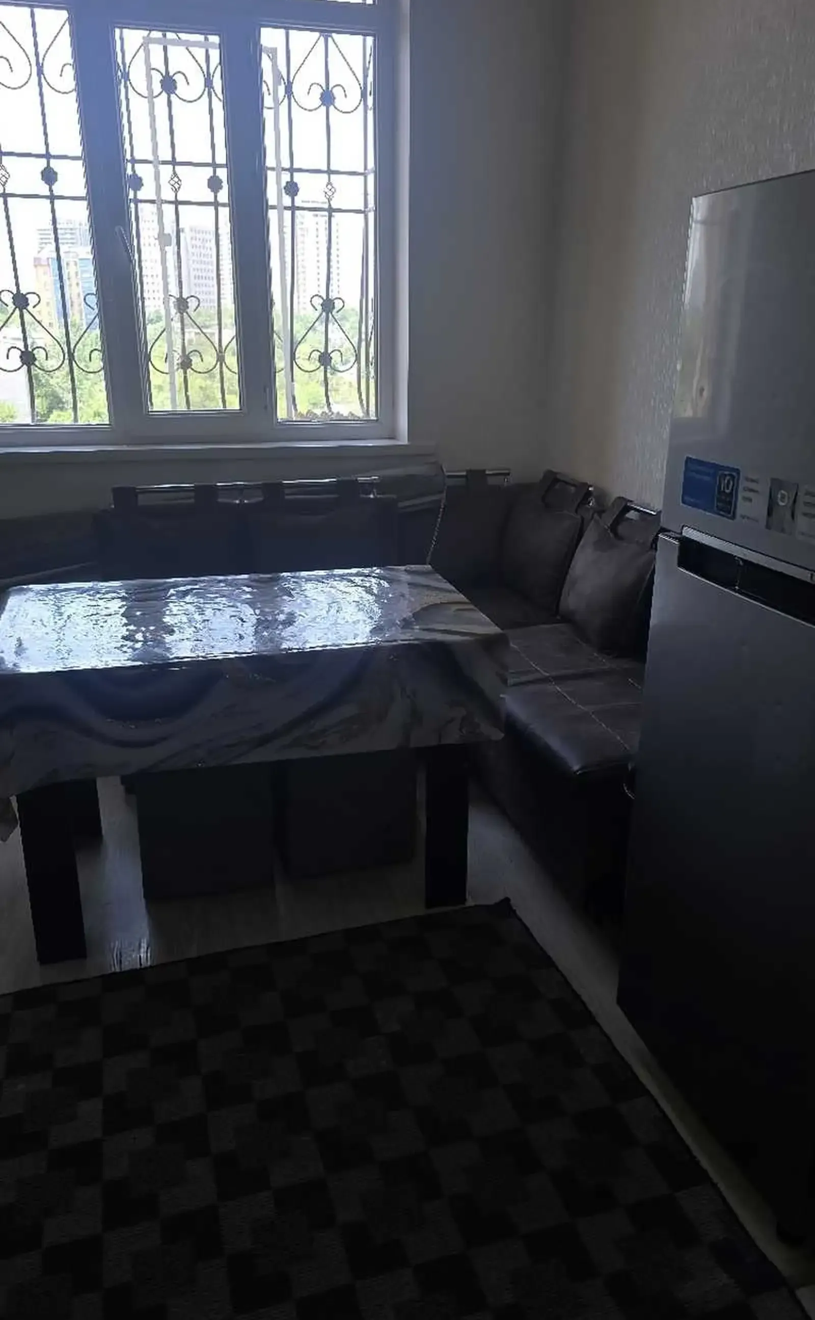 2-комн. квартира, 6 этаж, 55м², караболо