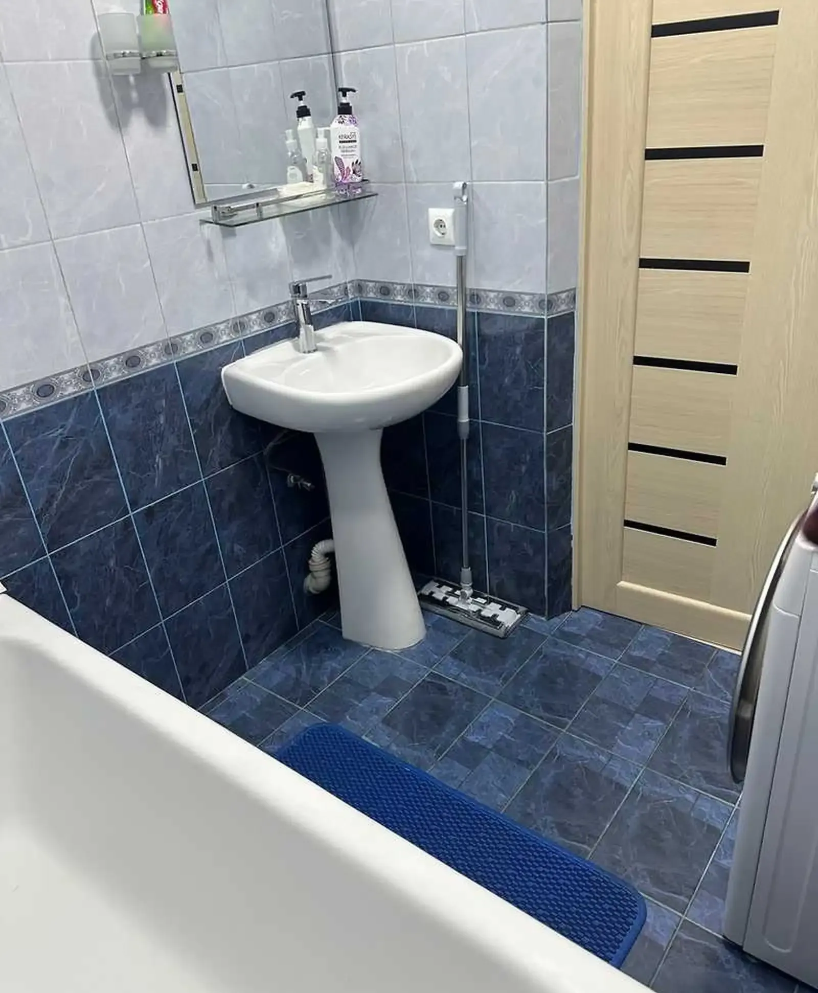 2-комн. квартира, 11 этаж, 105м², Айни 1