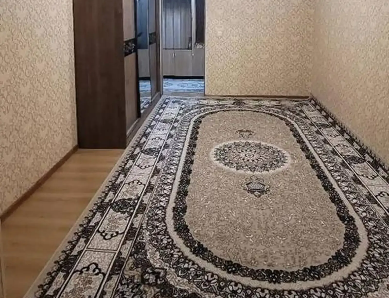 3-комн. квартира, 3 этаж, 108м², Шохмансур 3 база Айни 64