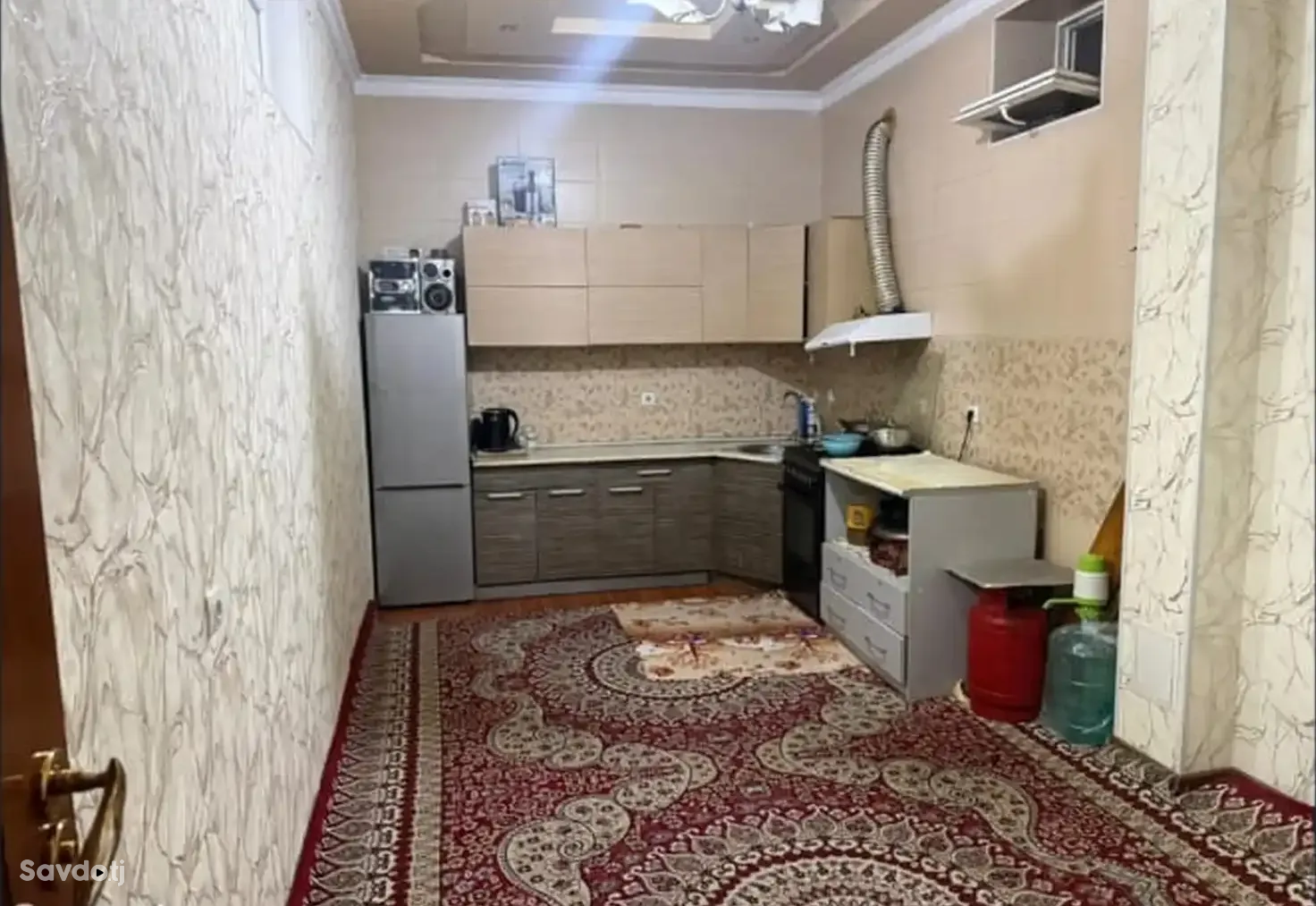 3-комн. квартира, 2 этаж, 110м², Фирдавси
