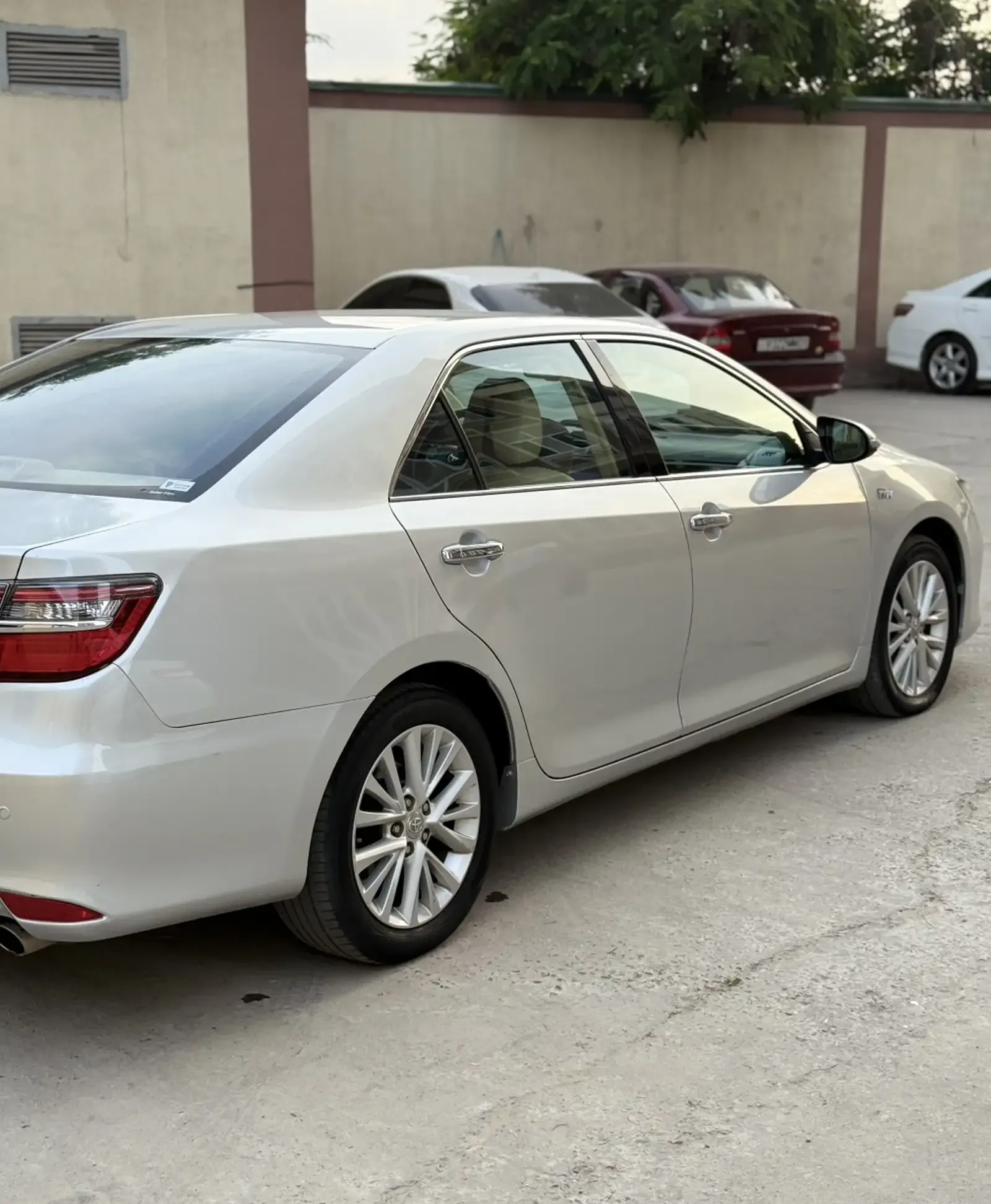 Toyota Camry 2016