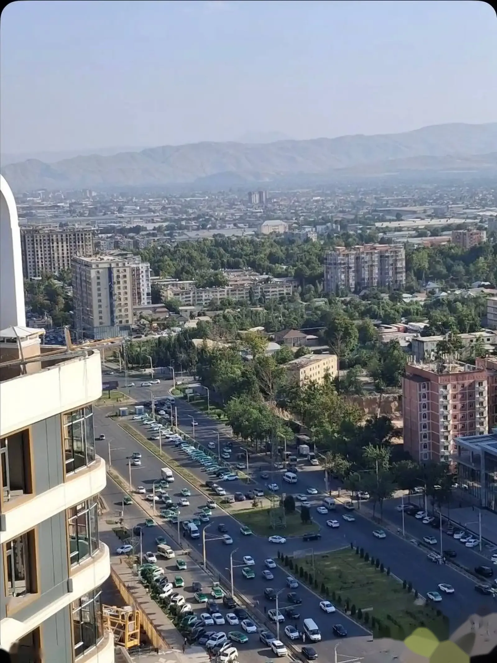 3-комн. квартира, 23 этаж, 123 м², Сино