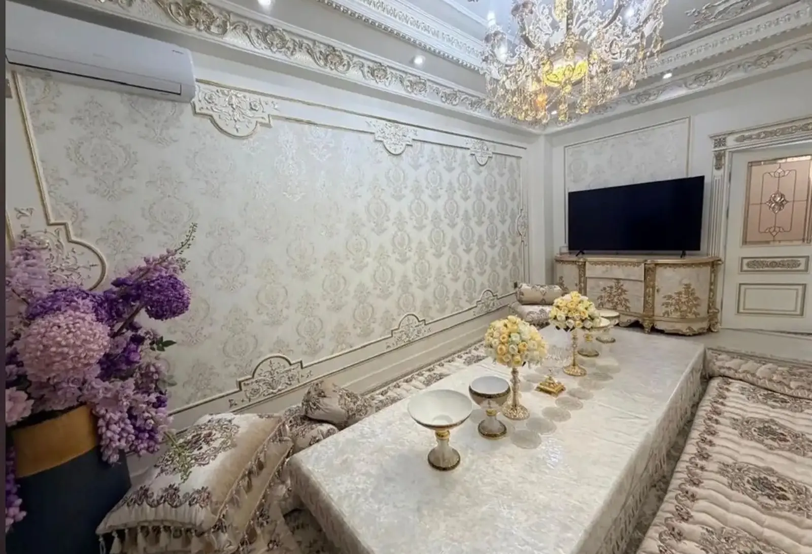 6-комн. квартира, 4 этаж, 200 м², Сомони