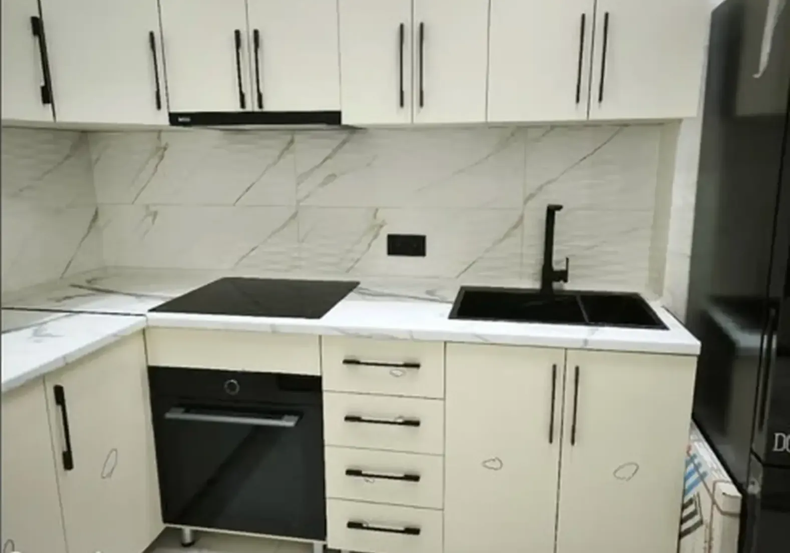 2-комн. квартира, 13 этаж, 84м², И. Сомони