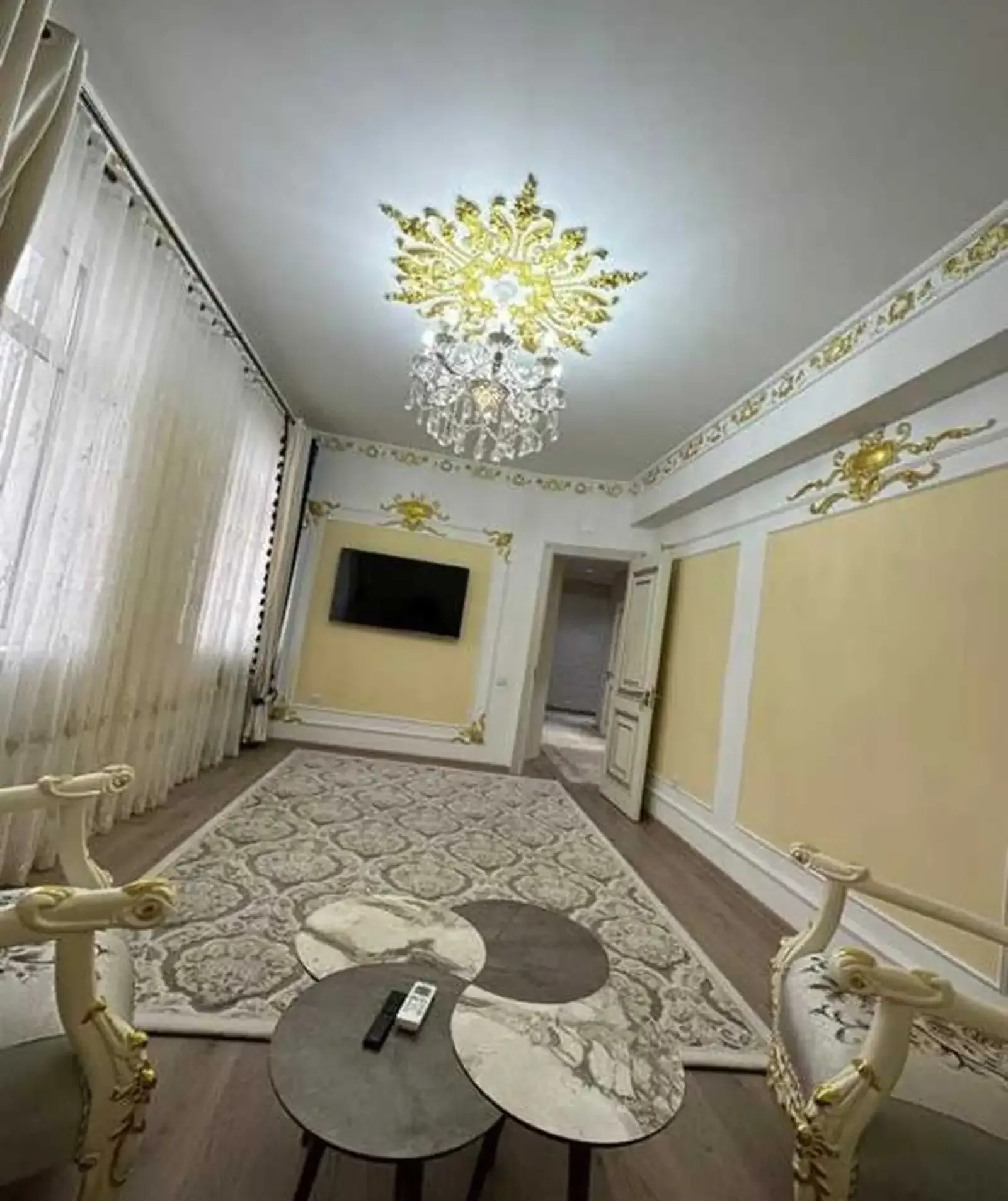 2-комн. квартира, 11 этаж, 101м², Парламент