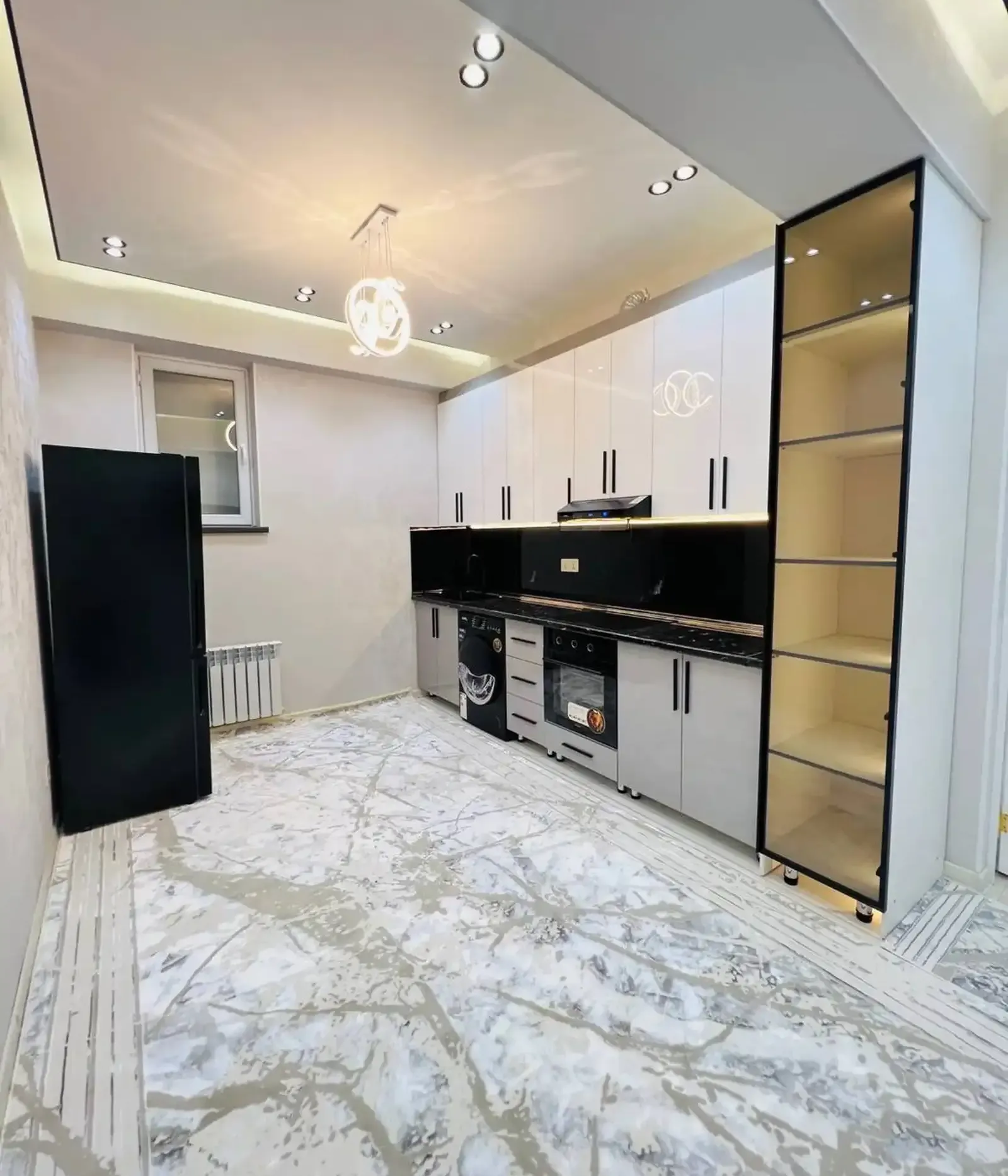 2-комн. квартира, 10 этаж, 70 м², Шохмансур