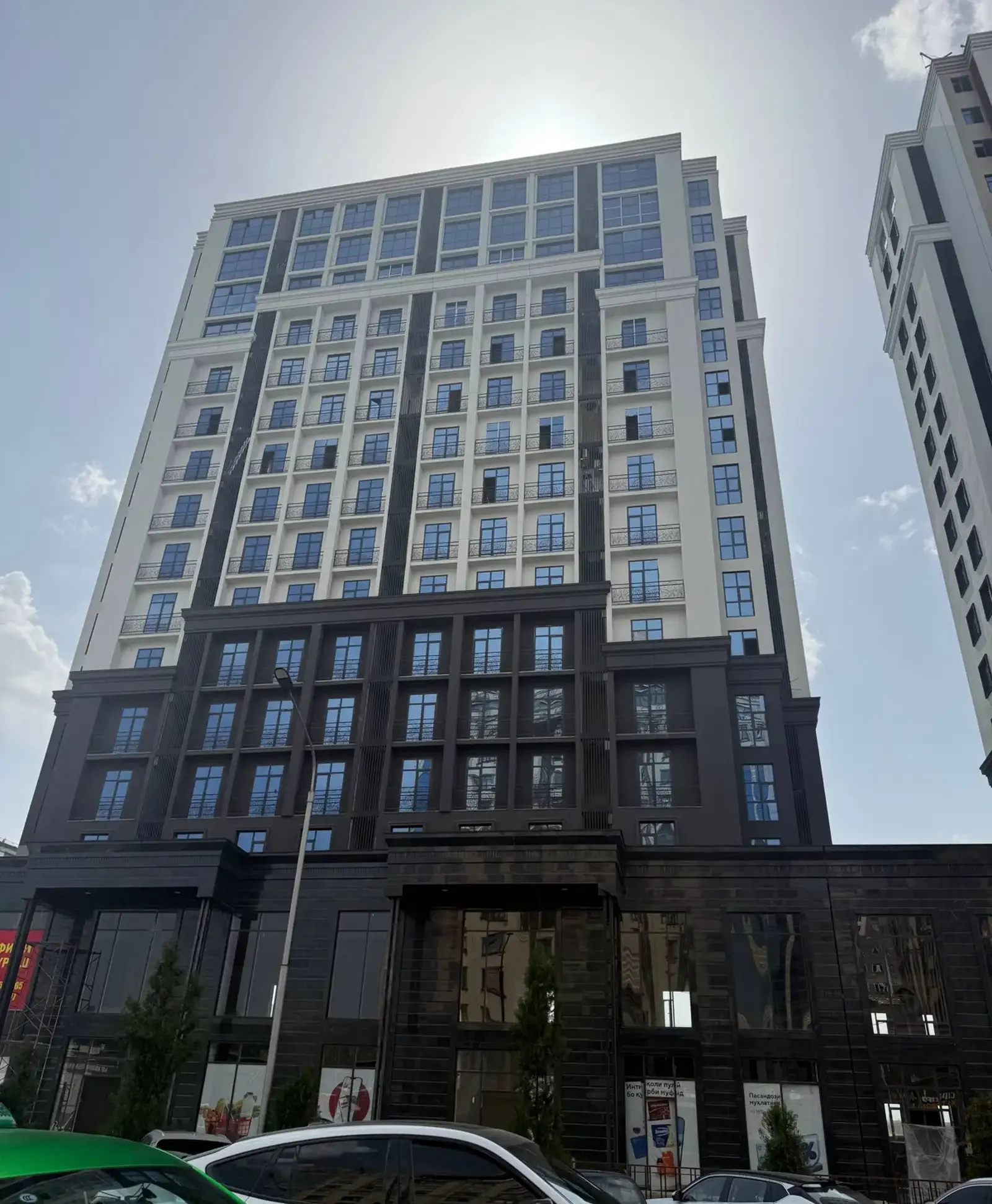 2-комн. квартира, 13 этаж, 62 м², Исмоили Сомони, Мехргон
