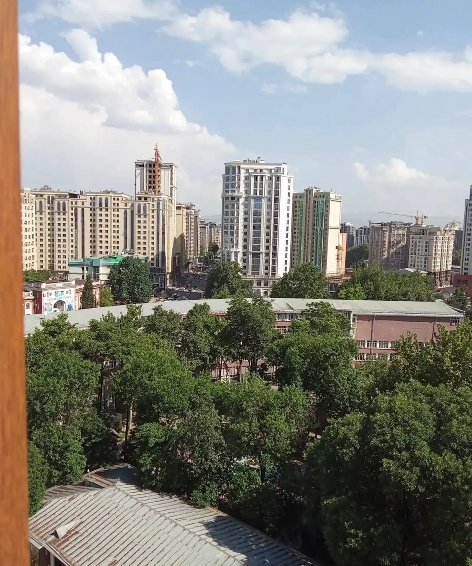2-комн. квартира, 11 этаж, 52 м², Сомони