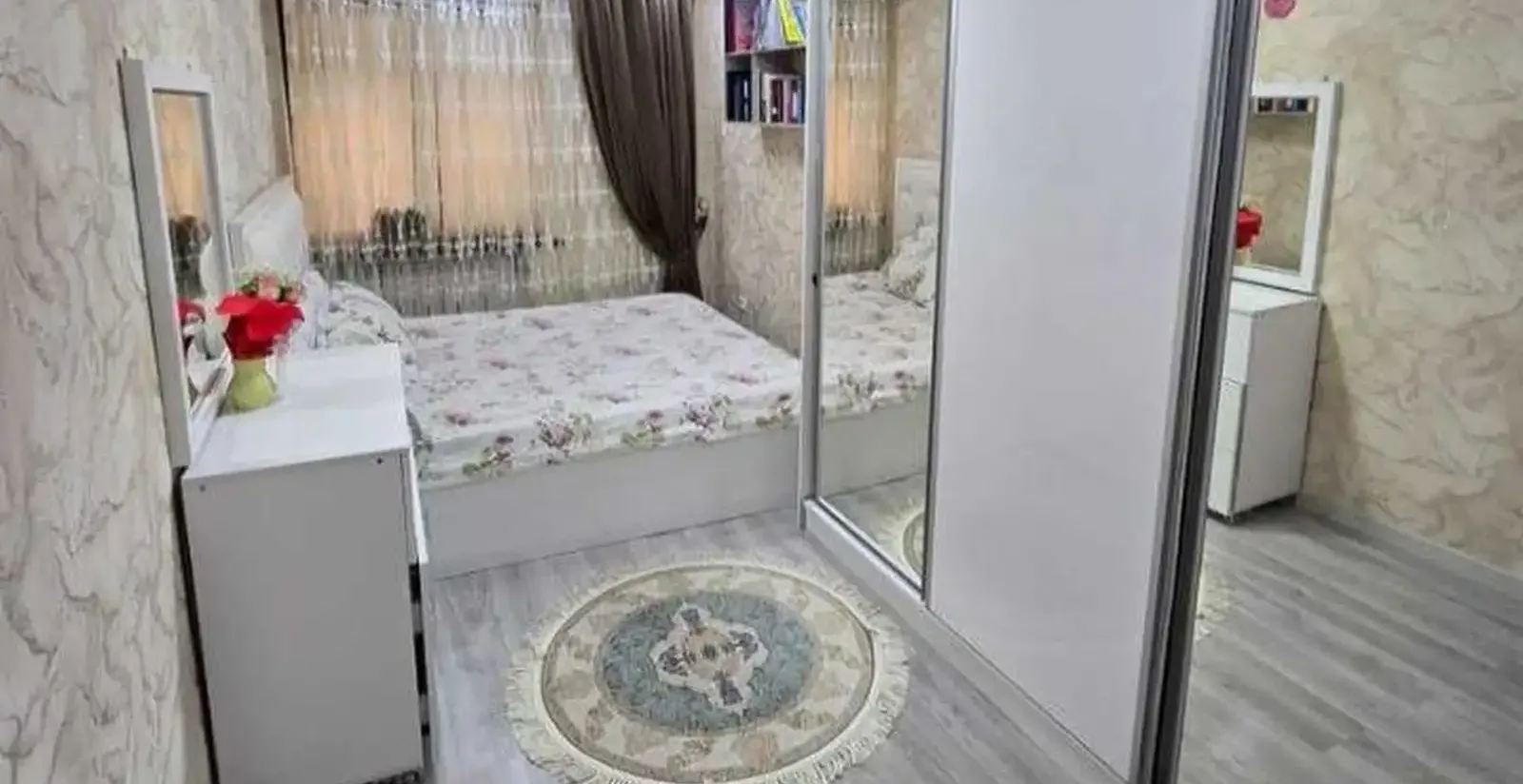 3-комн. квартира, 1 этаж, 70 м², 82 мкр