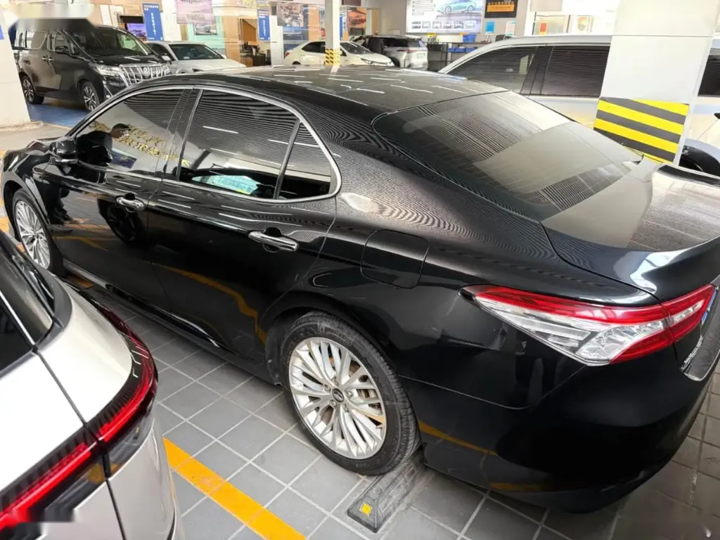 Toyota Camry, 2019