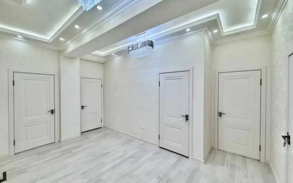3-комн. квартира, 1 этаж, 90 м², Сино