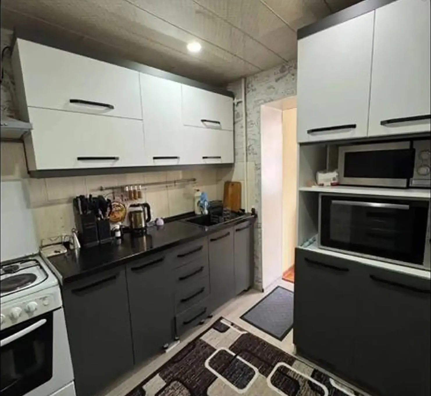 3-комн. квартира, 2 этаж, 60м², Сино