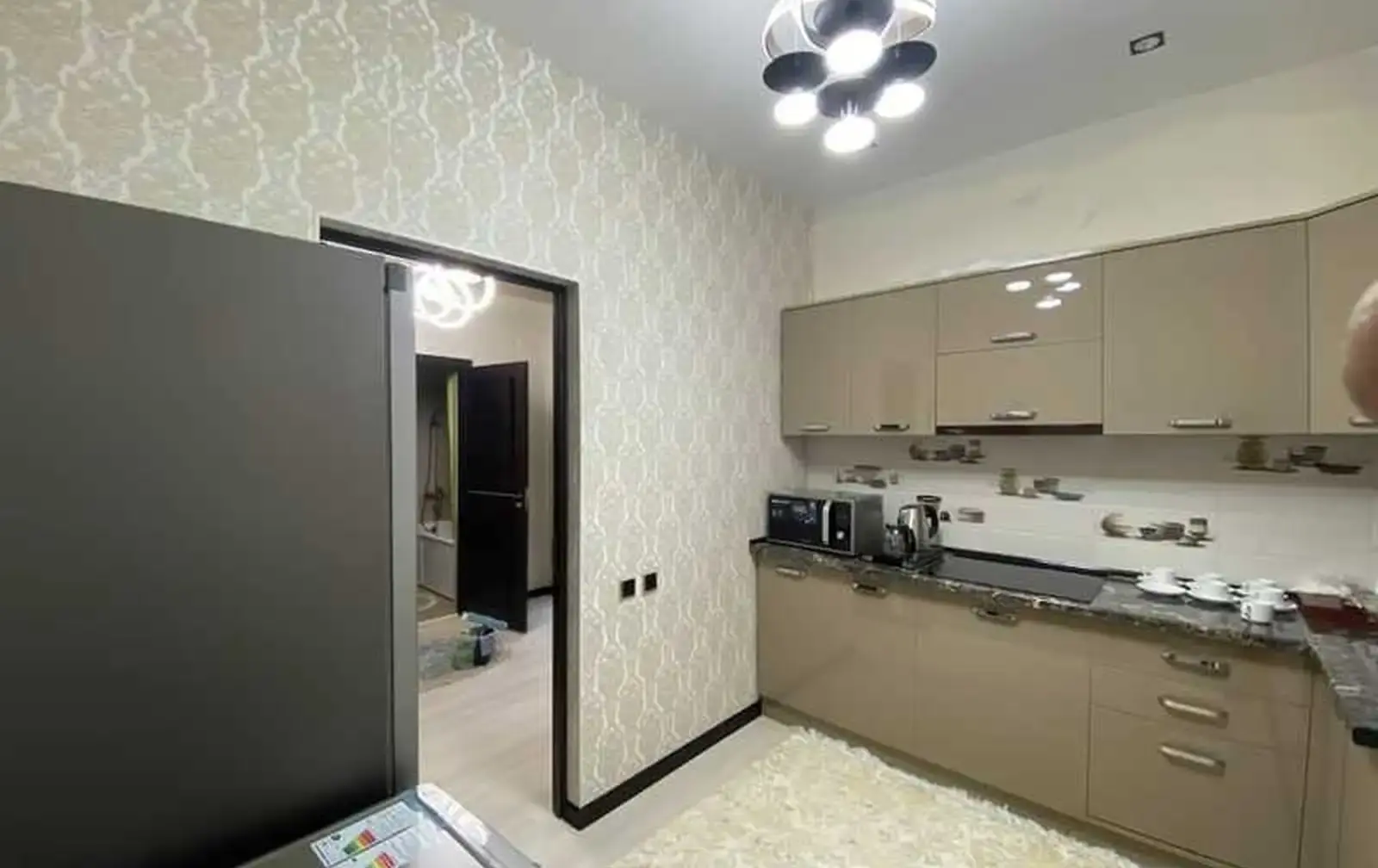 2-комн. квартира, 10 этаж, 76м², опера балет