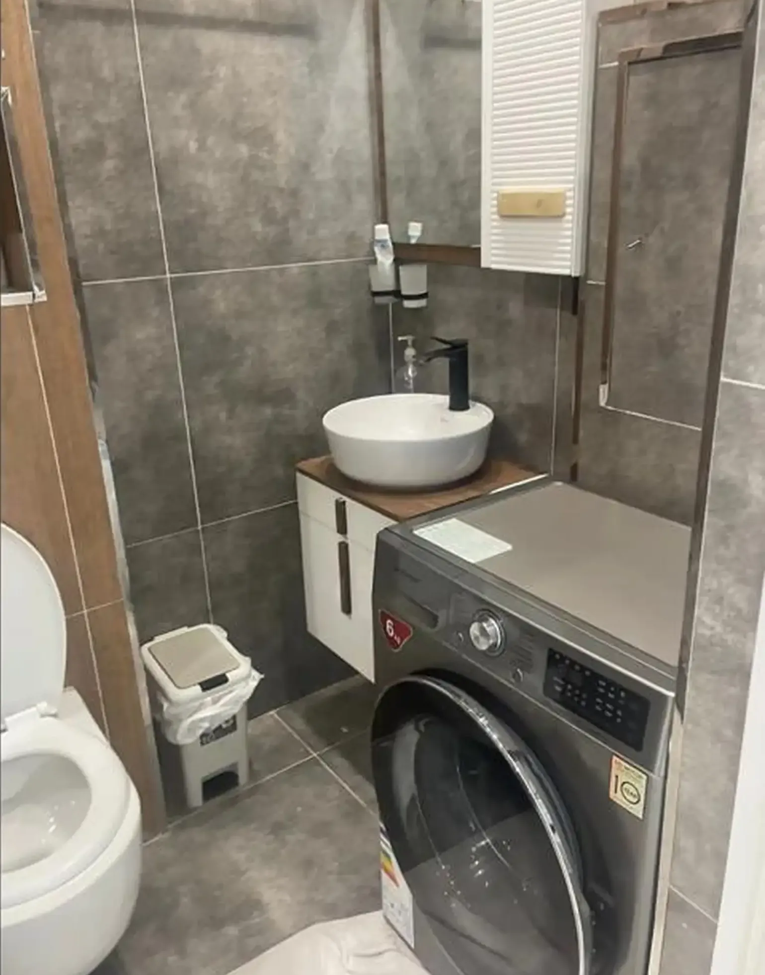 2-комн. квартира, 16 этаж, 68м², Шохмансур
