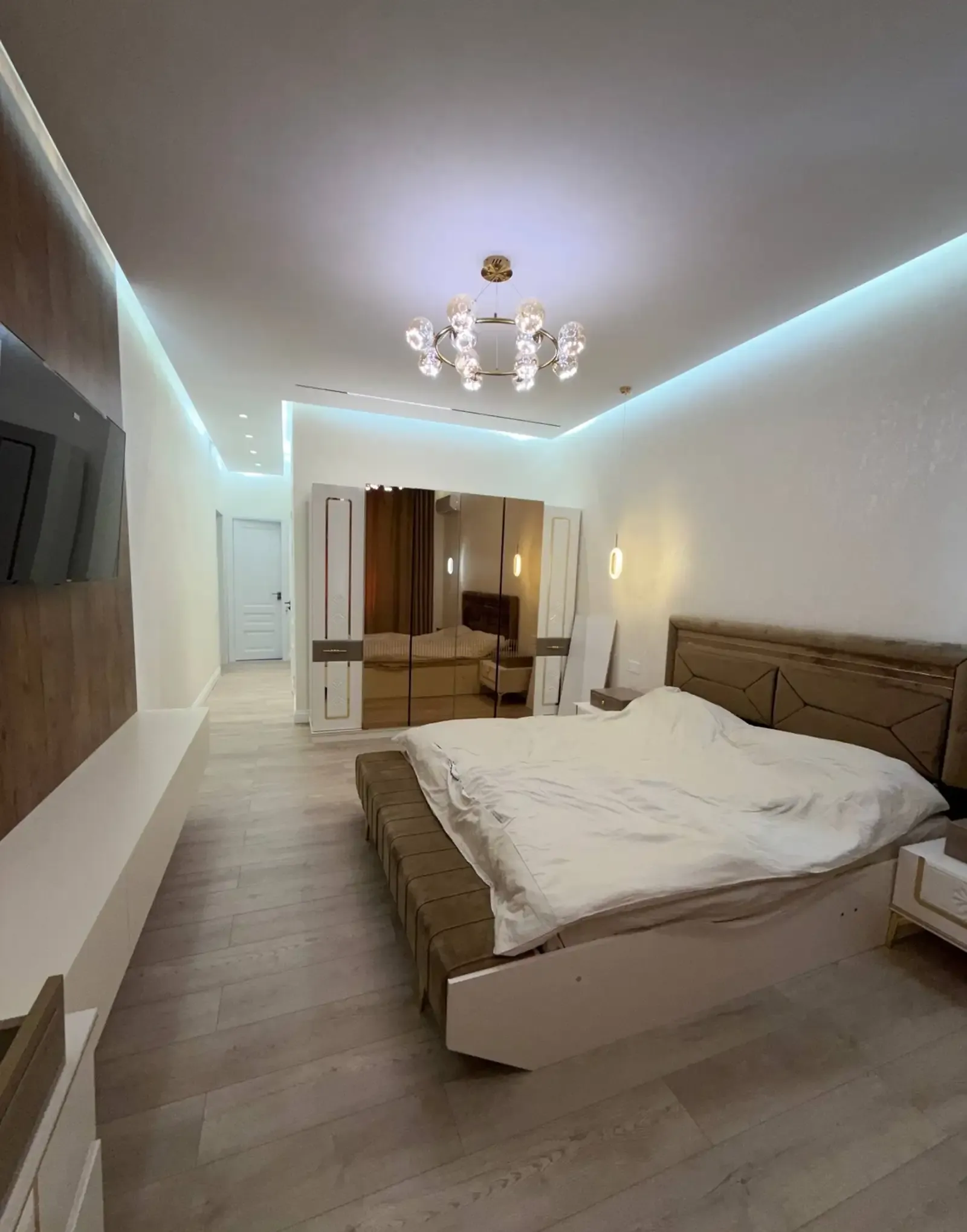 4-комн. квартира, 3 этаж, 220 м², Алфемо