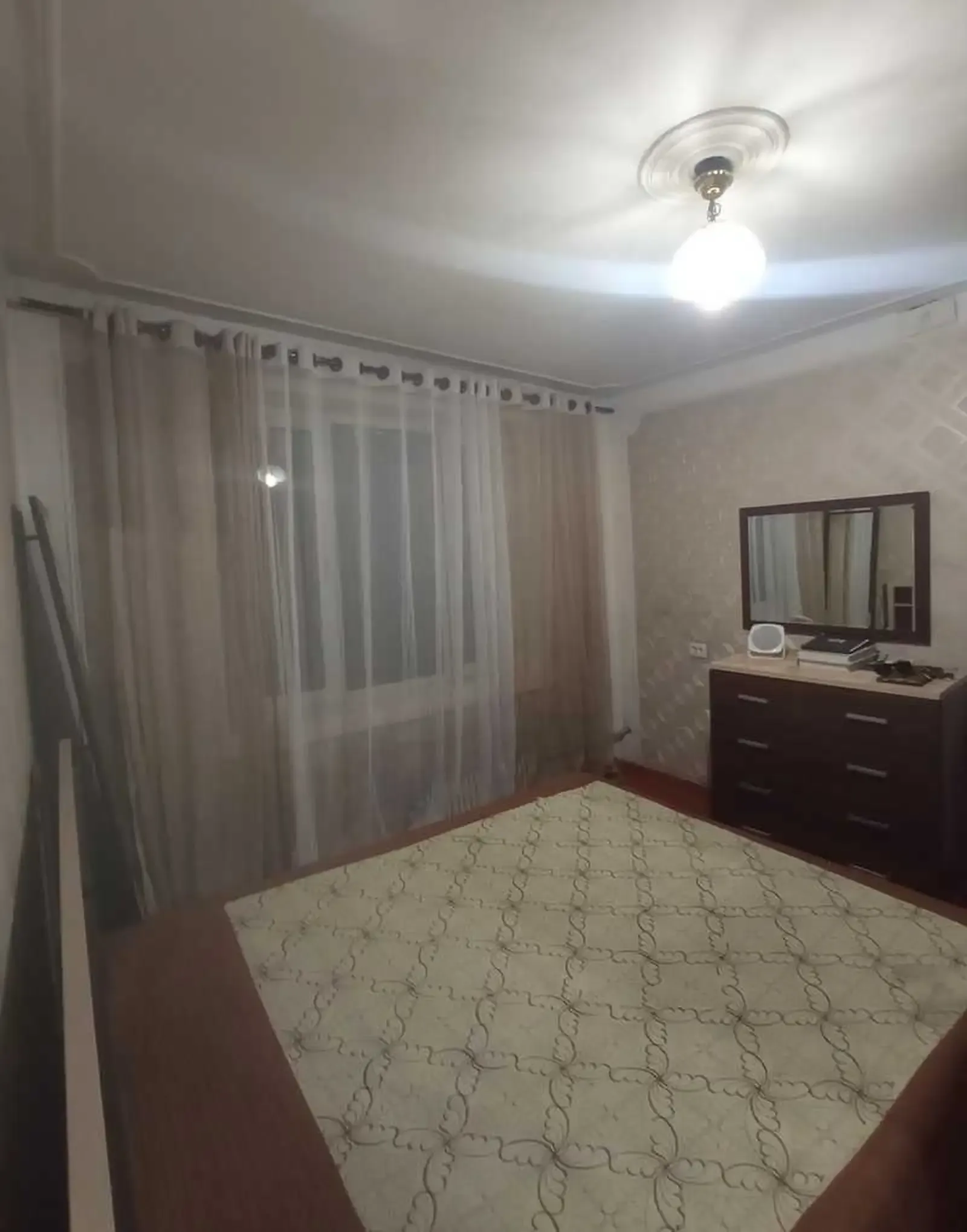 3-комн. квартира, 5 этаж, 78м², Сино, 102 мкр. ул. Мухаммадиева 56 кв.21. Институт языков