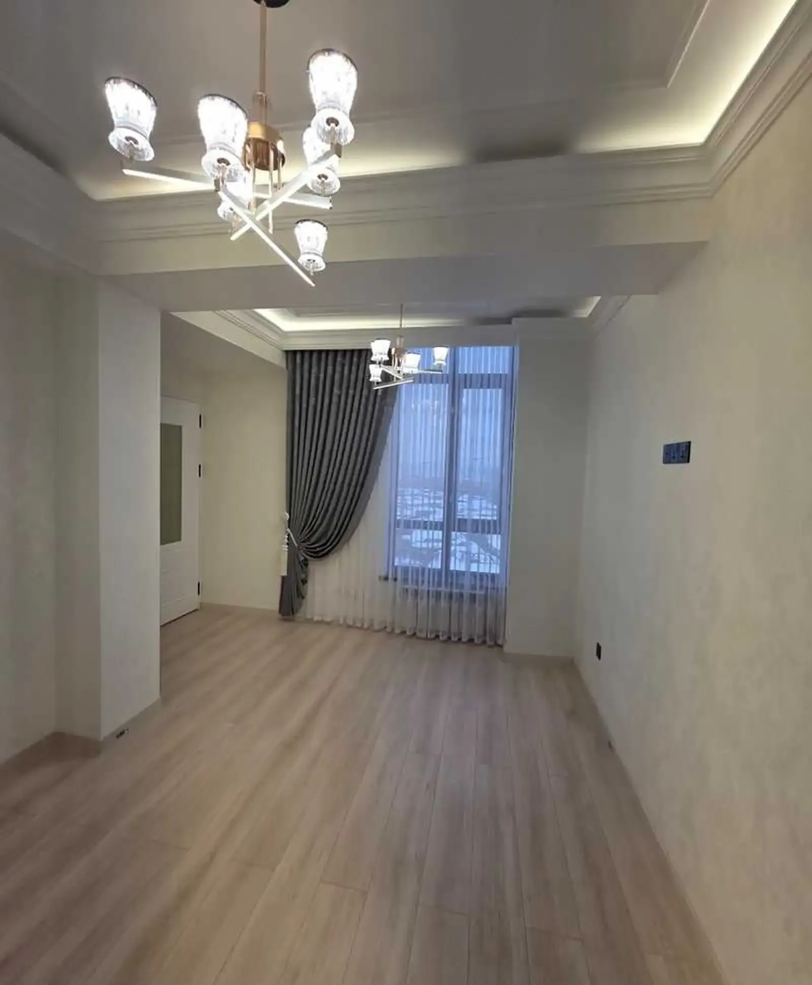 3-комн. квартира, 11 этаж, 89 м², шохмансур