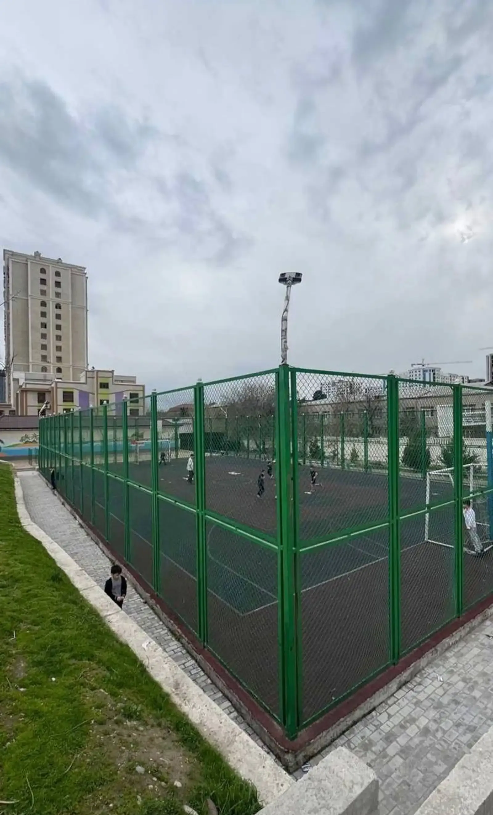 3-комн. квартира, 13 этаж, 95 м², Фирдавси Молодёжный Сохили Садик Закия