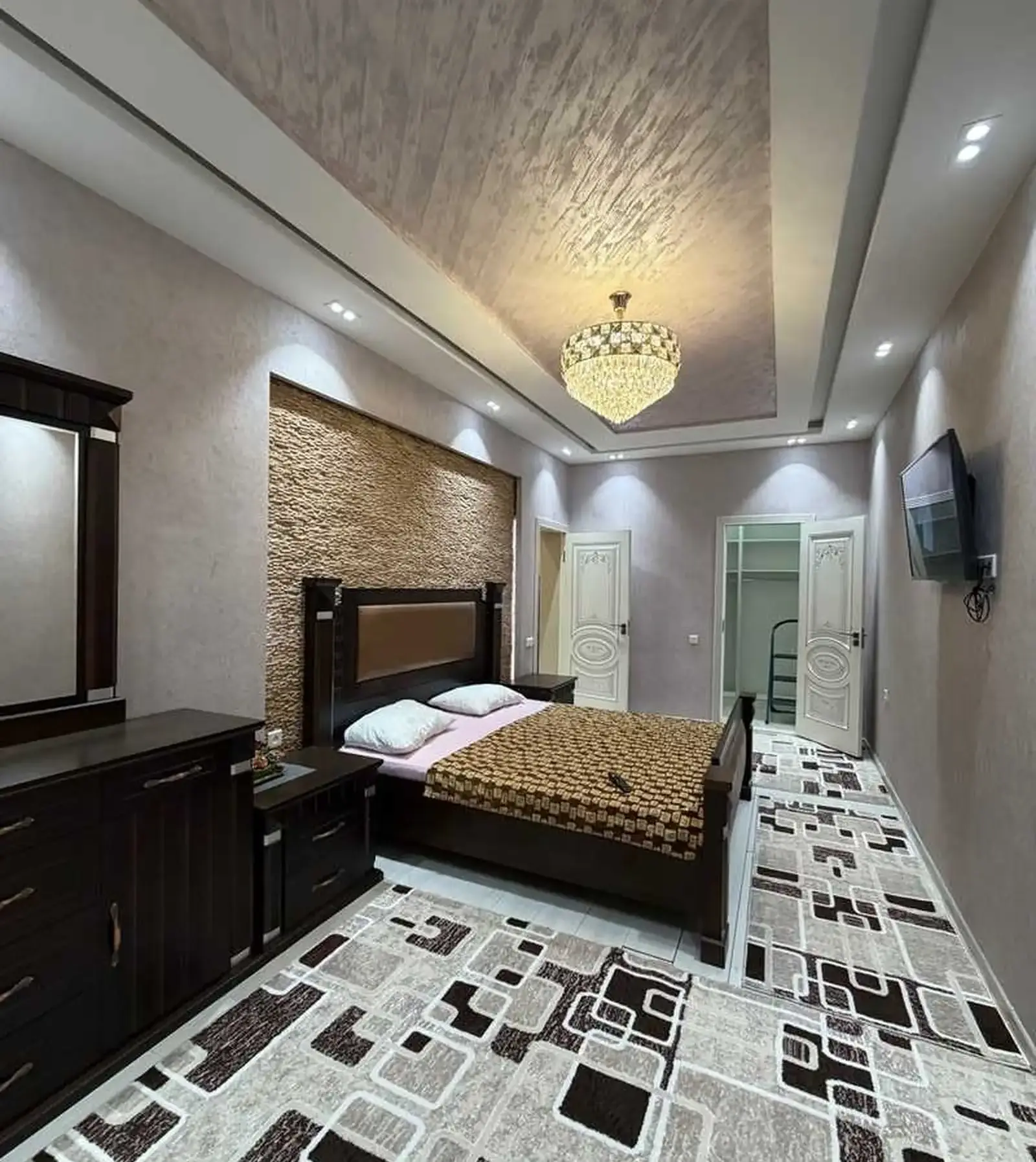 3-комн. квартира, 5 этаж, 96м², Шоҳмансур танка
