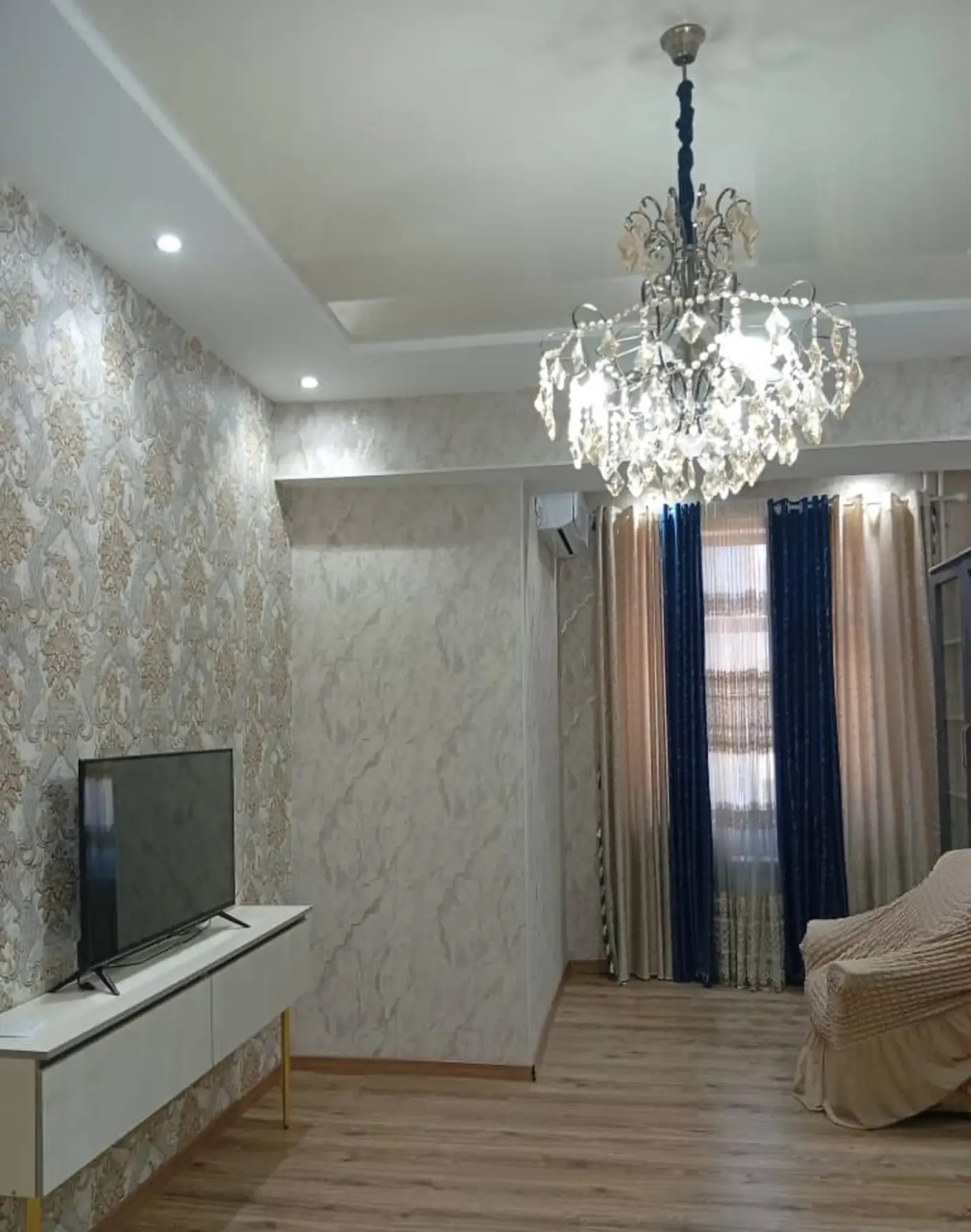 3-комн. квартира, 6 этаж, 90м², Скорий