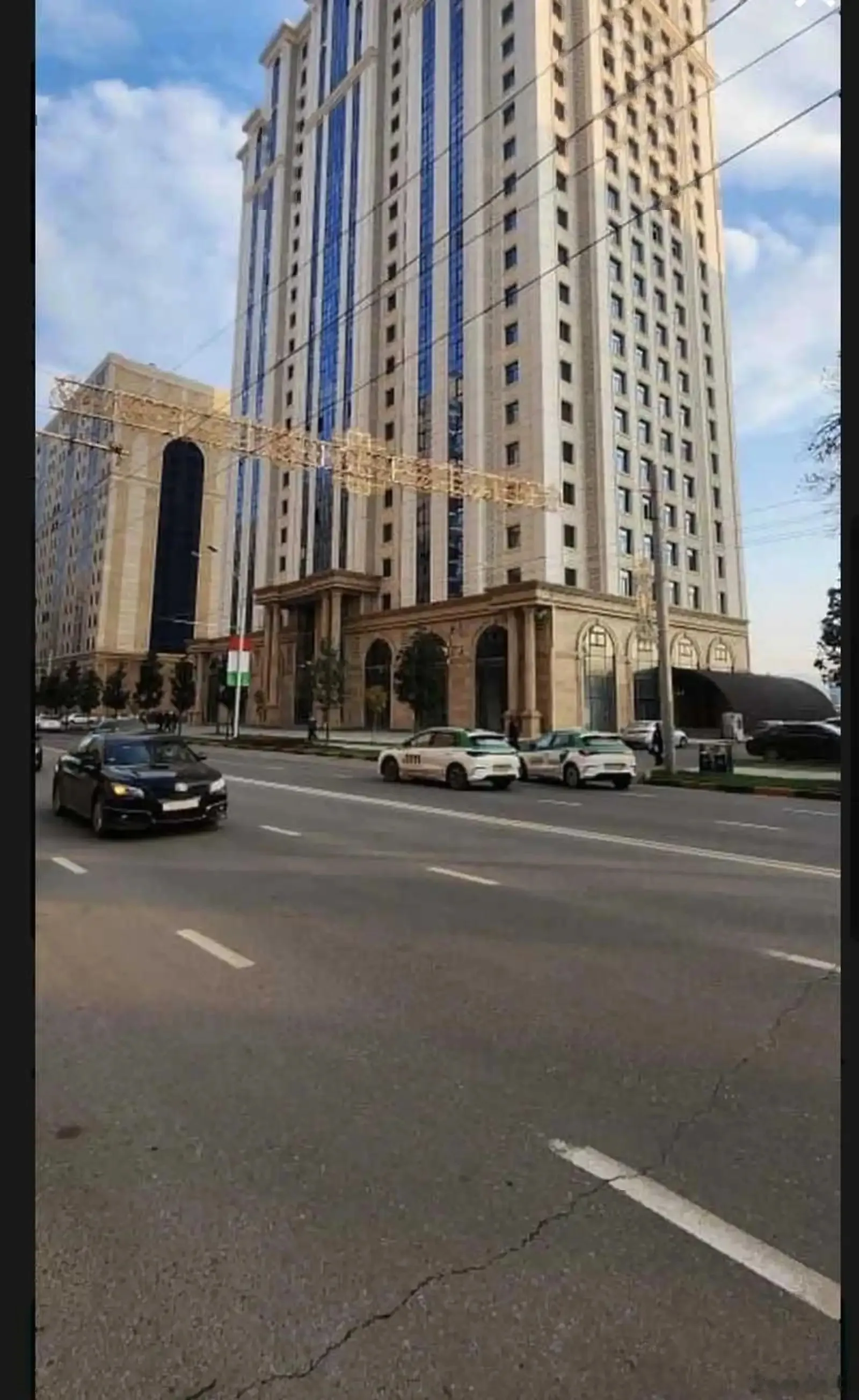 2-к квартира, 9 этаж, 91 м², Гостиница Хилтон