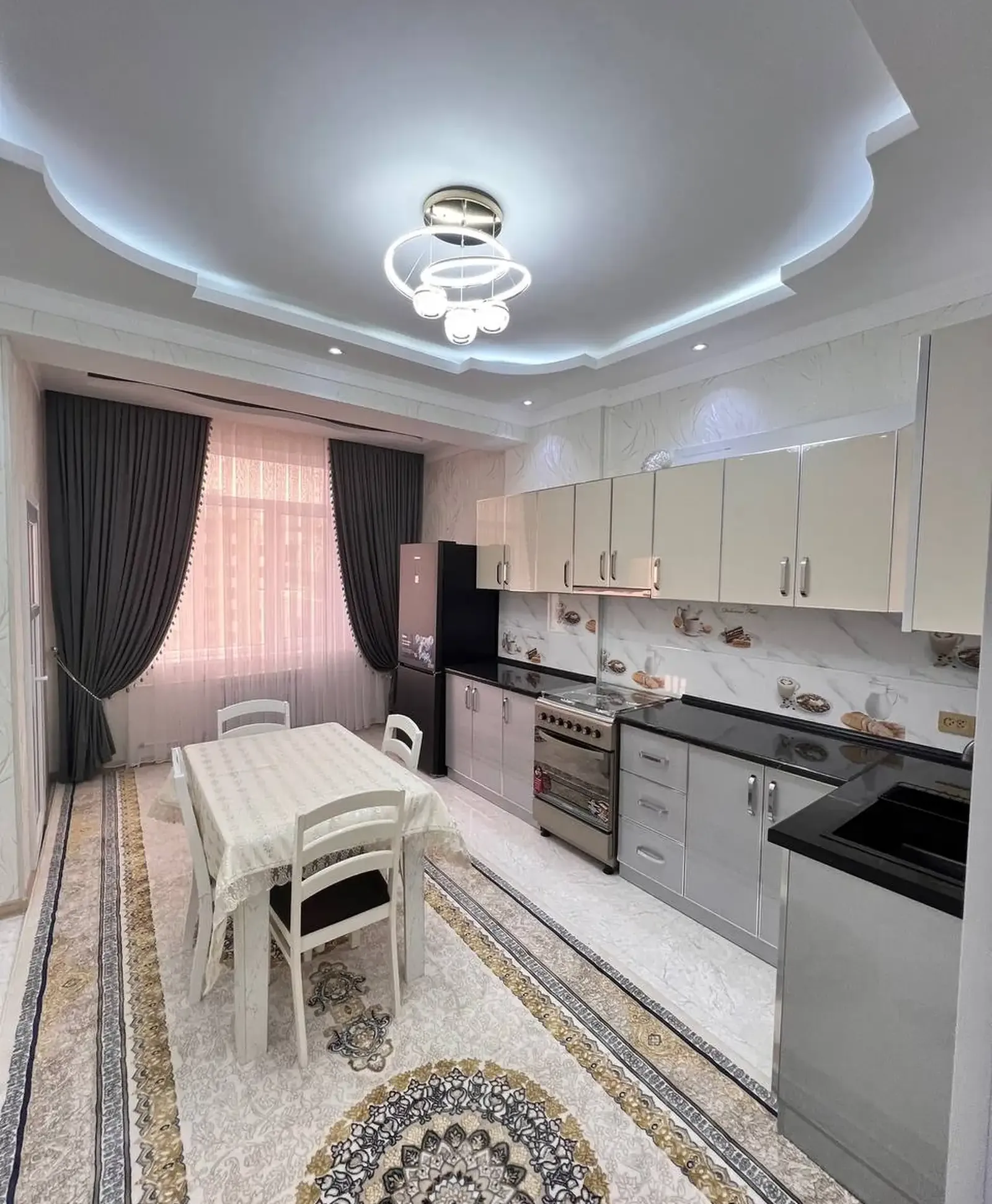 2-комн. квартира, 15 этаж, 83 м², Сино Казокон