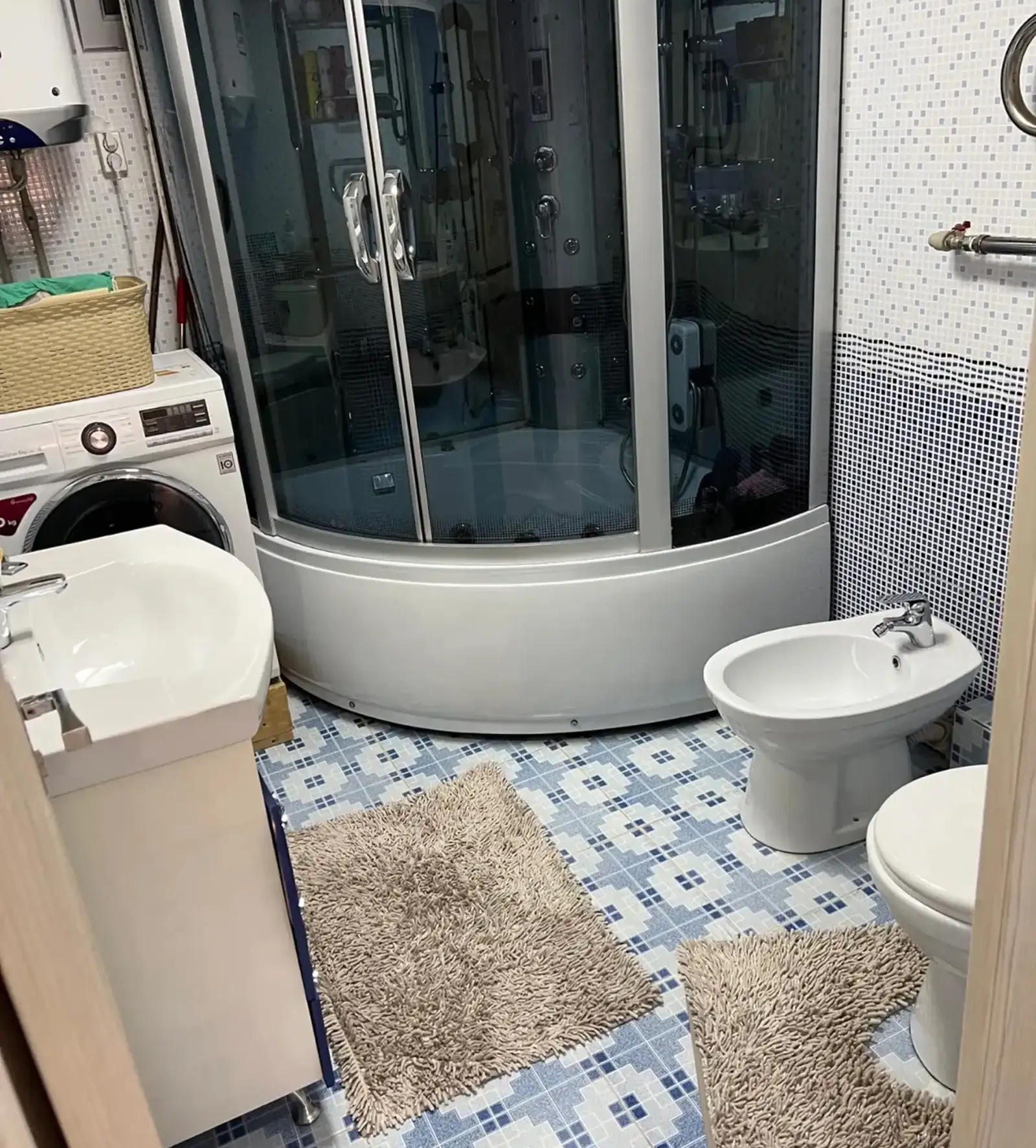 4-комн. квартира, 4 этаж, 85м², Сино